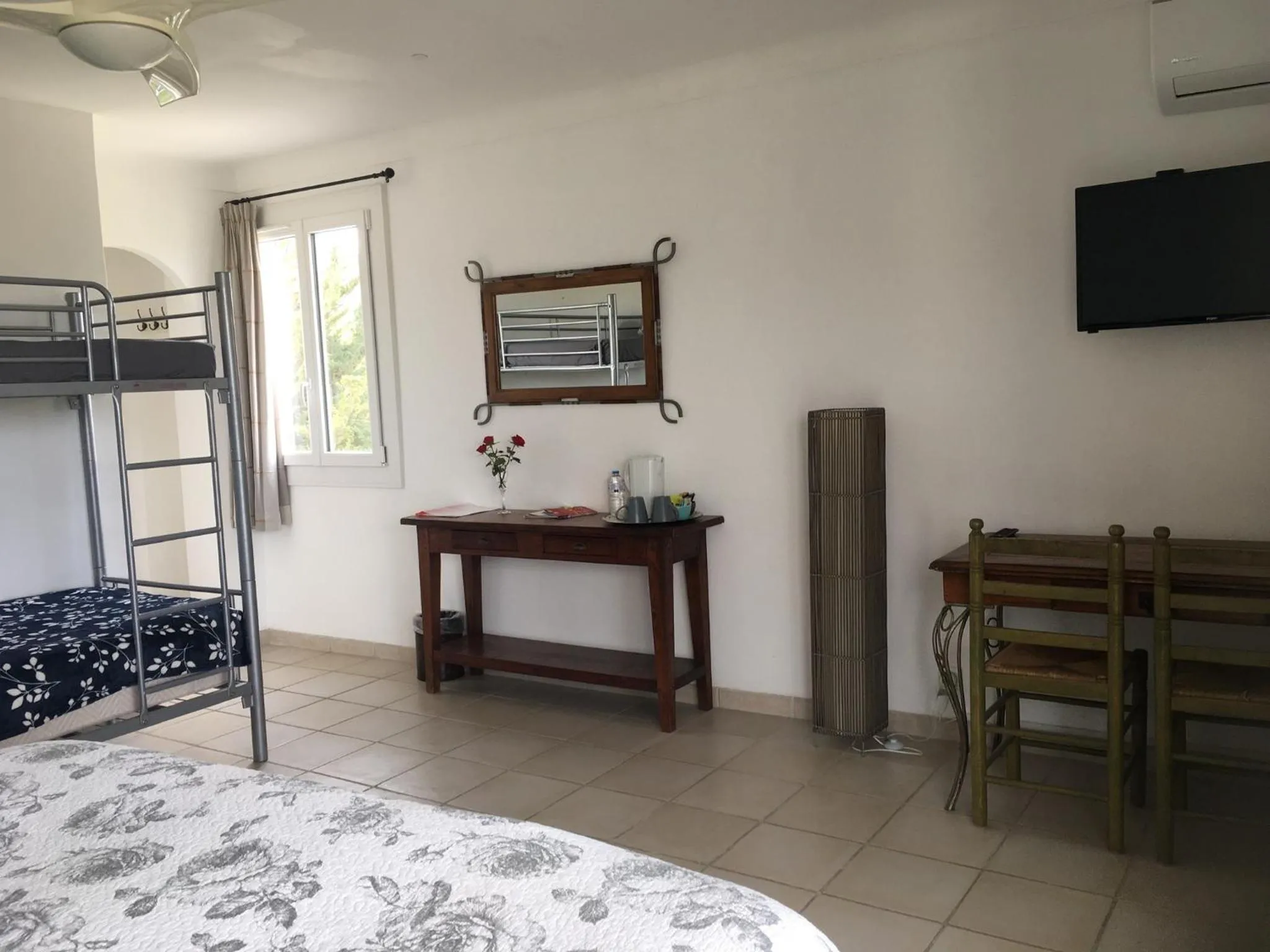 Bedroom in chambre d'hôtes Villa Côte Vermeille