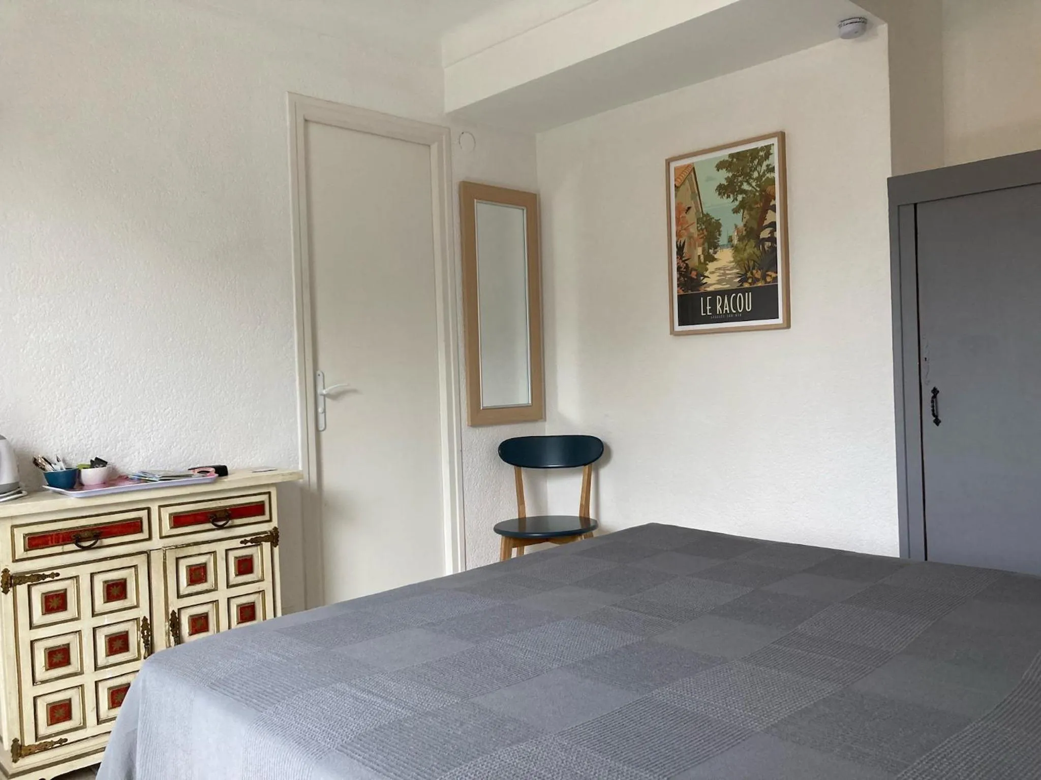 Photo of the whole room in chambre d'hôtes Villa Côte Vermeille