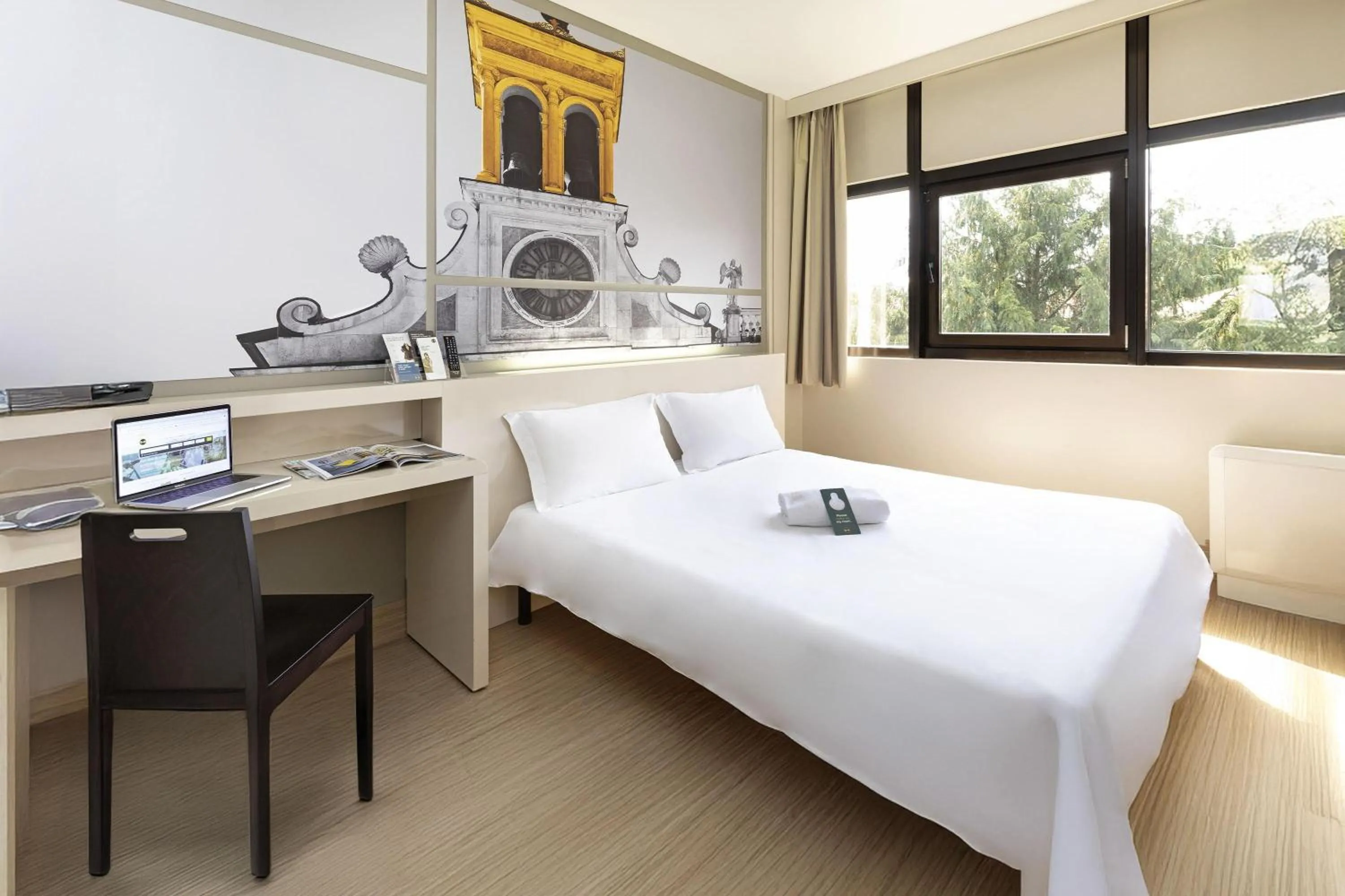 Photo of the whole room, Bed in B&B Hotel Udine