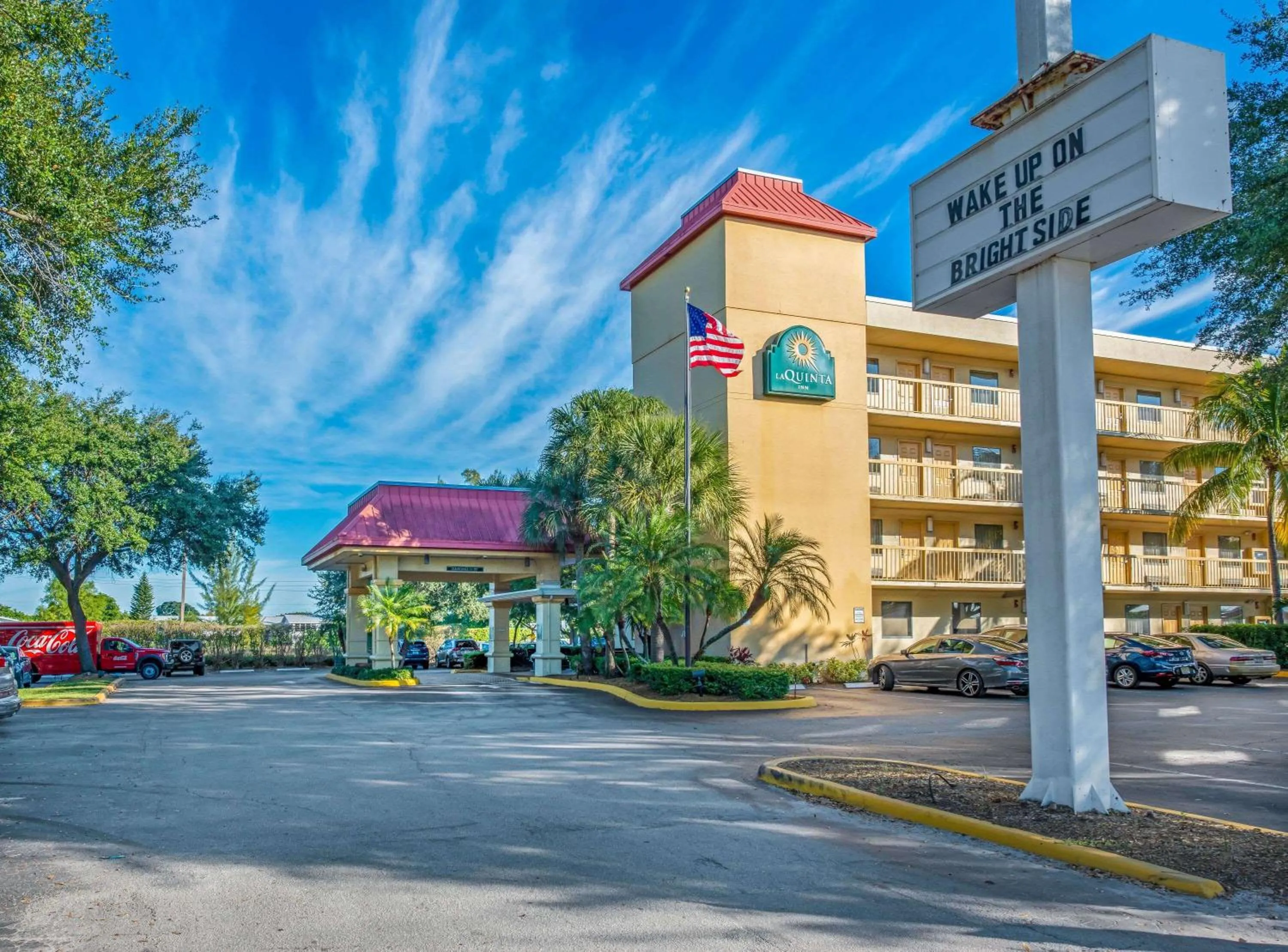 Property building in La Quinta Inn by Wyndham West Palm Beach - Florida Turnpike