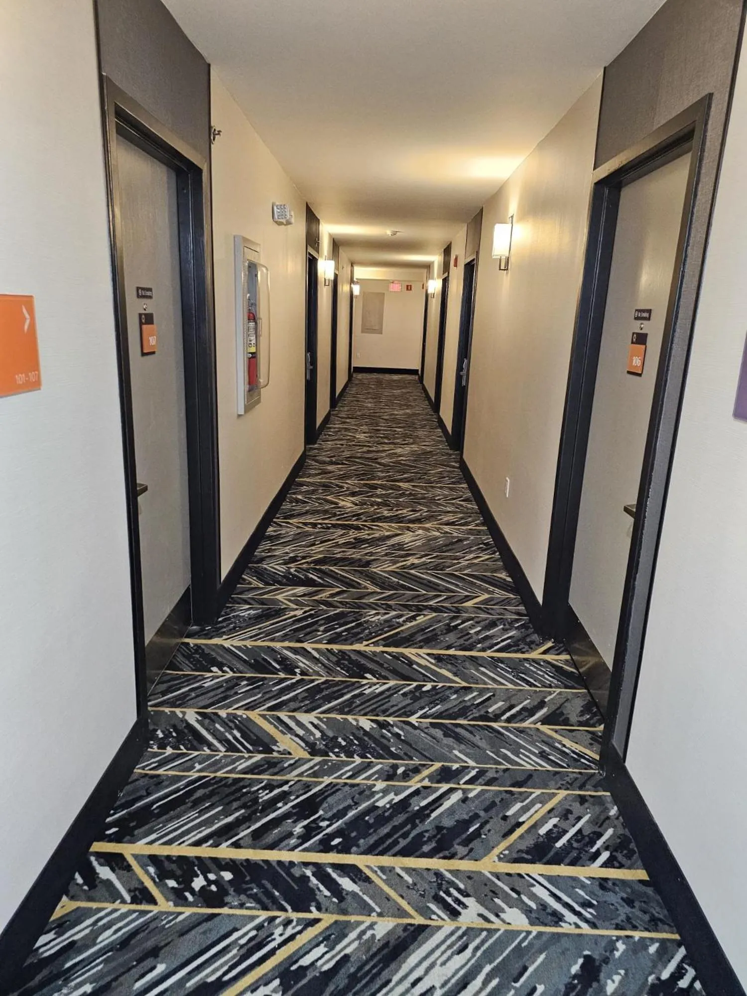 Property building in La Quinta I-95 Deerfield Beach - Next to The Home Depot & Behind The Wawa