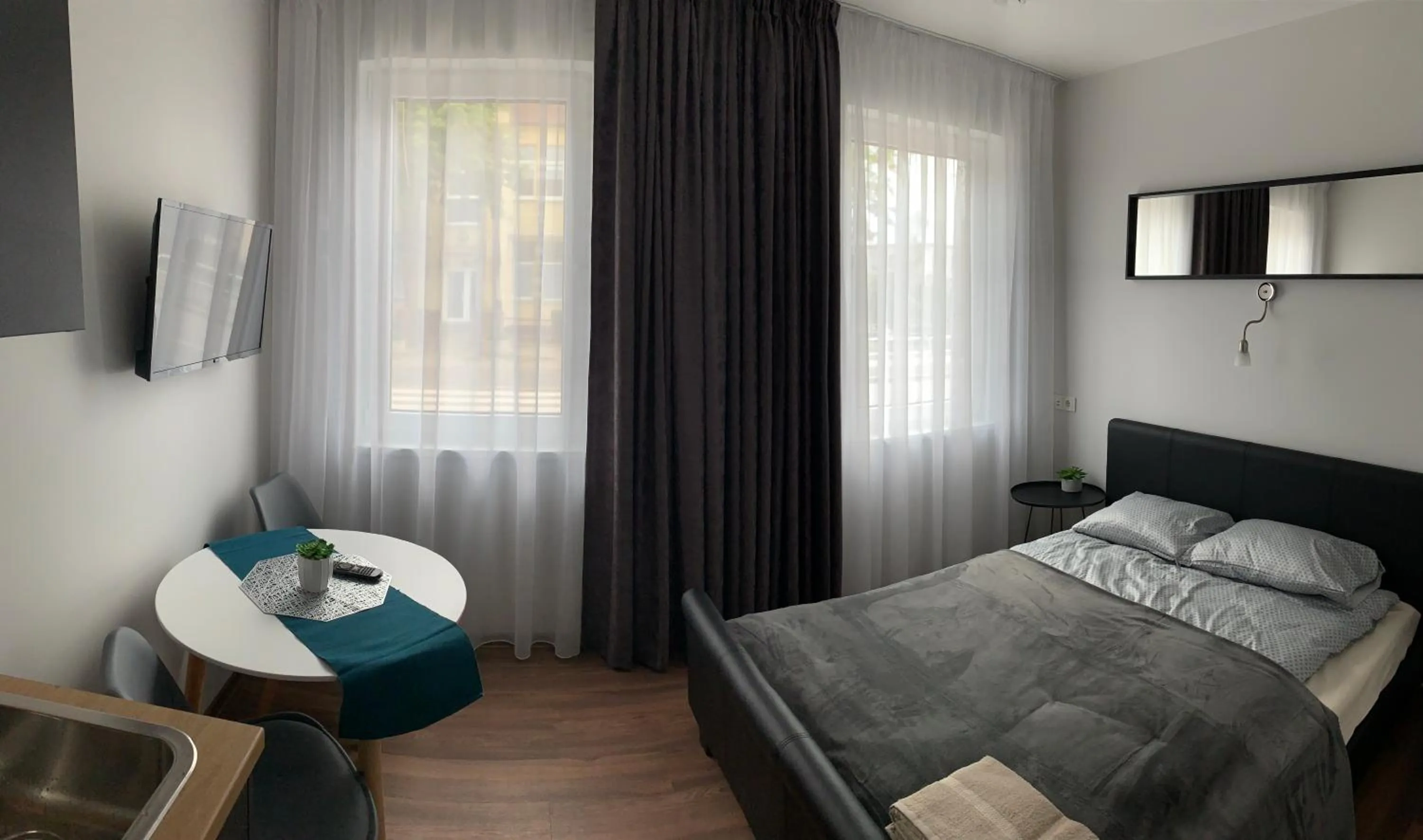 Bed in Oak house apartments