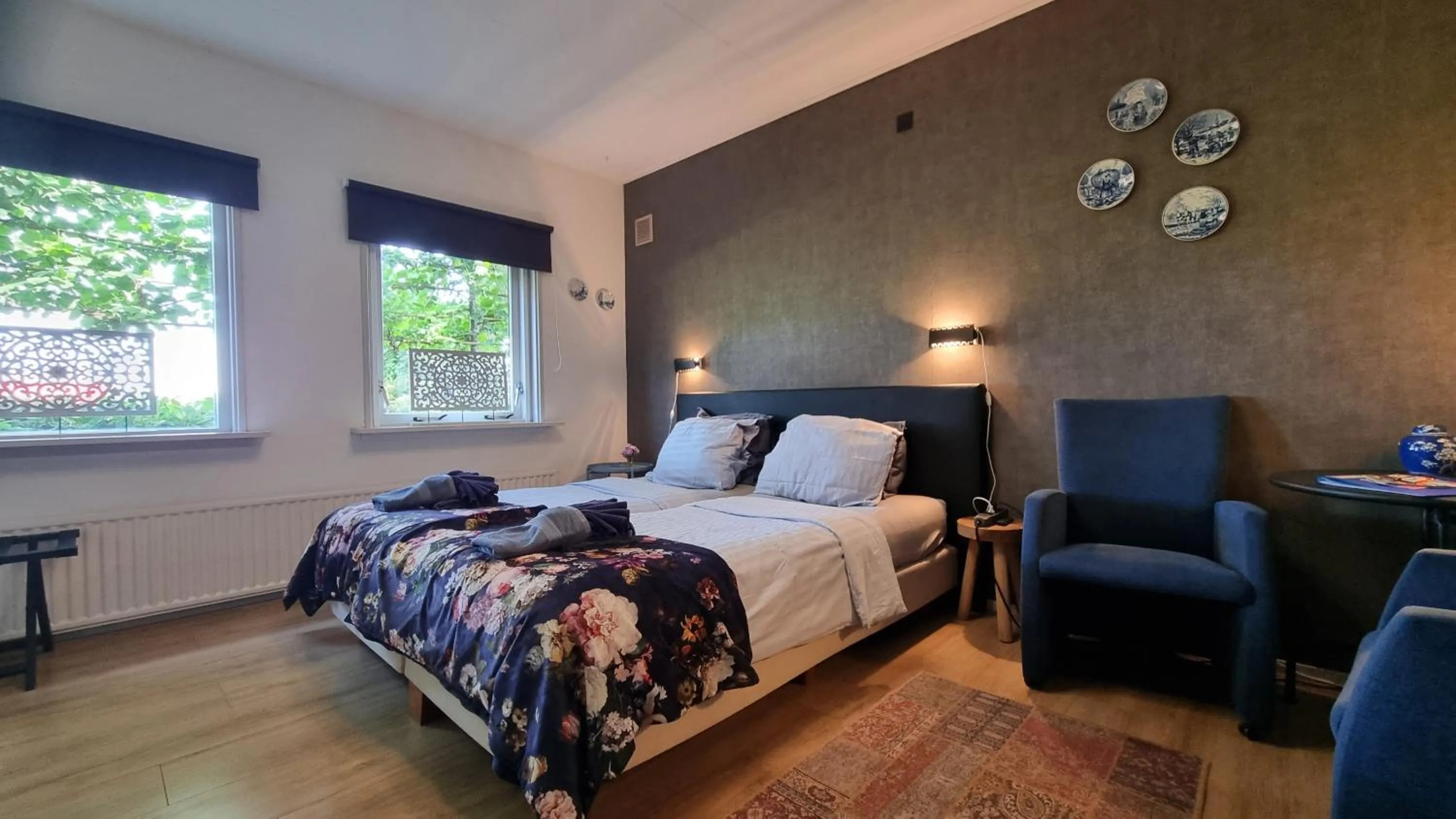 Bed in City Farmer Amsterdam a Guesthouse with free parking, Bed, Bike and Breakfast