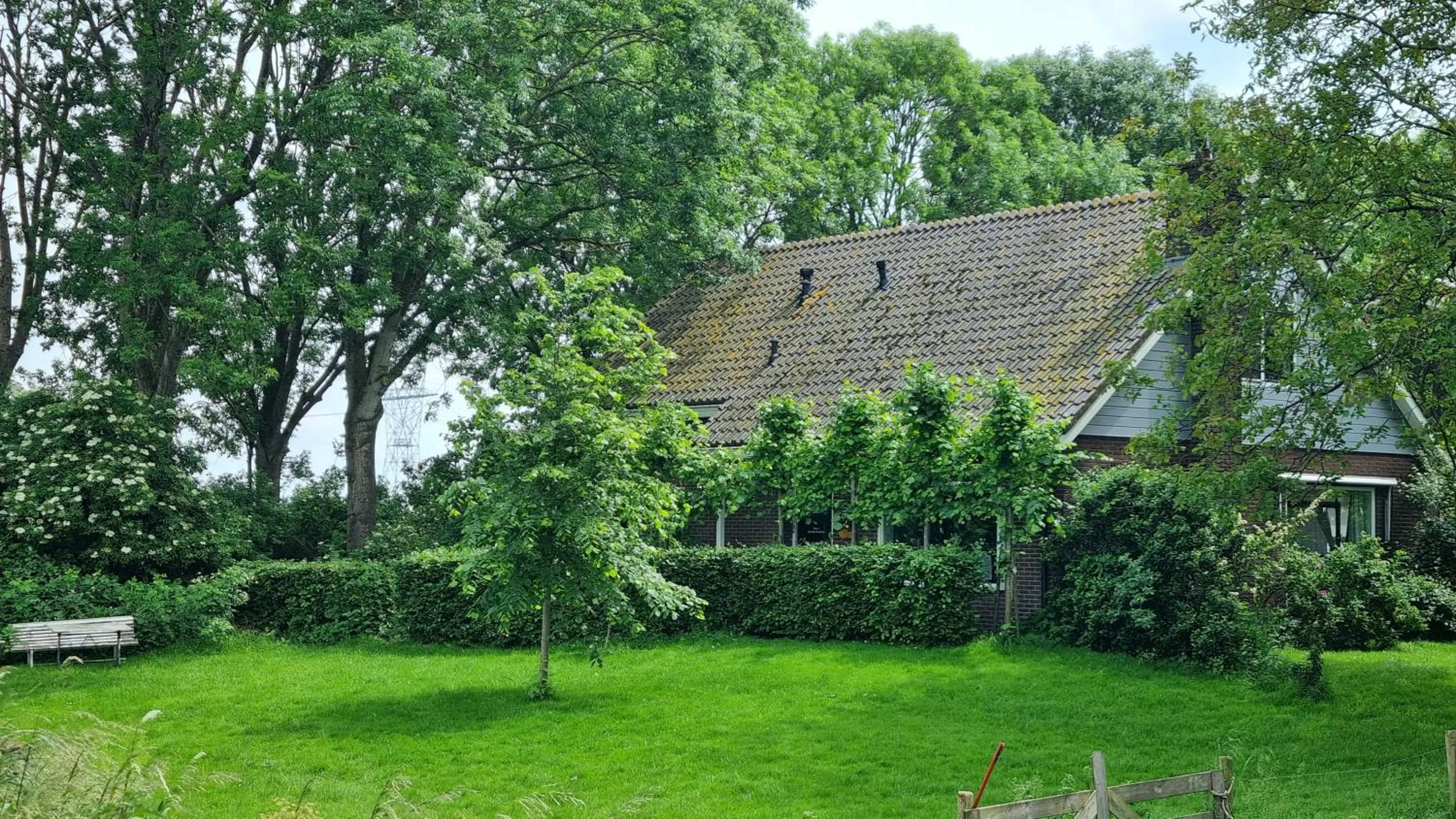 Property building in City Farmer Amsterdam a Guesthouse with free parking, Bed, Bike and Breakfast