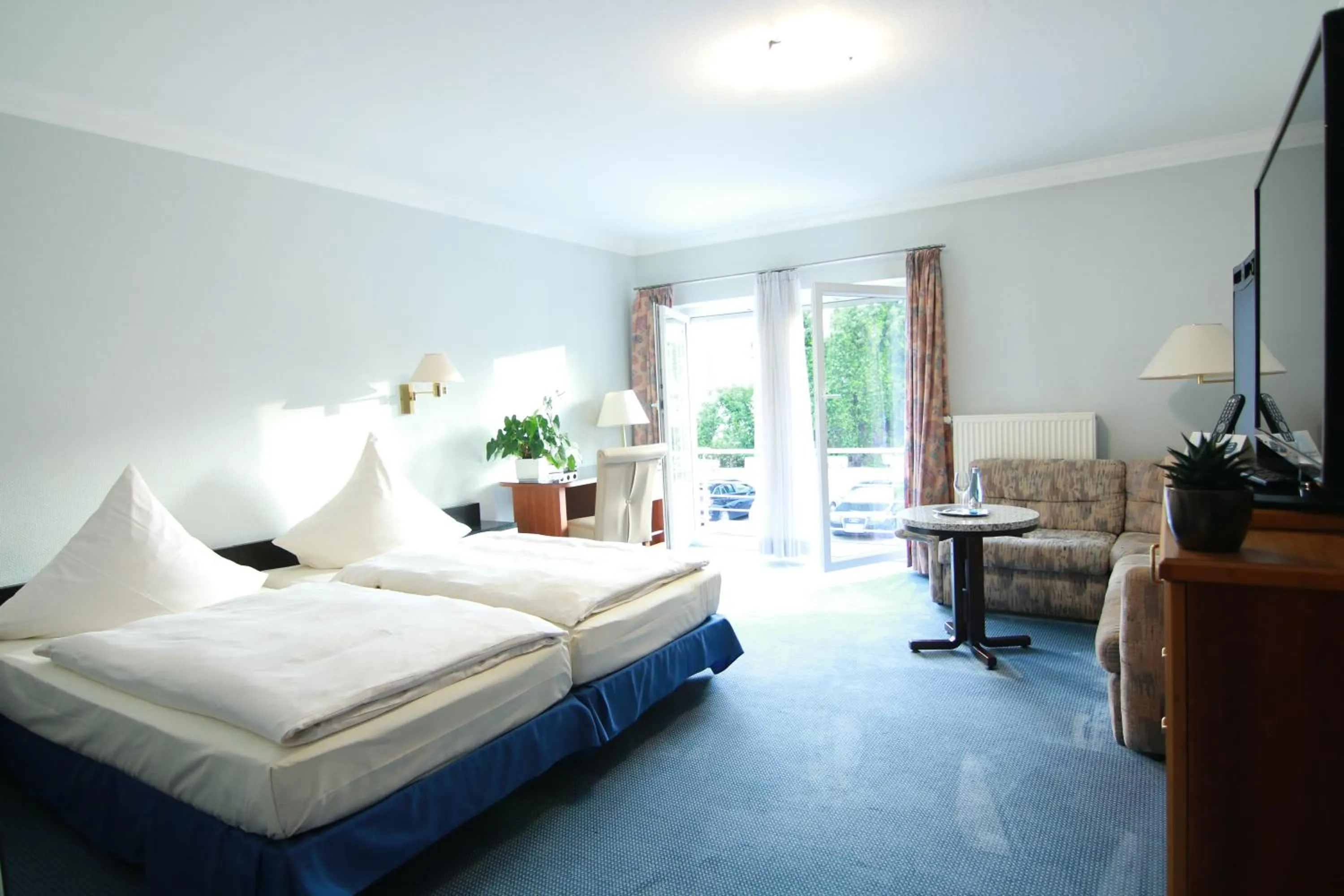 Photo of the whole room, Bed in Hotel-Restaurant Pfeffermühle Balingen