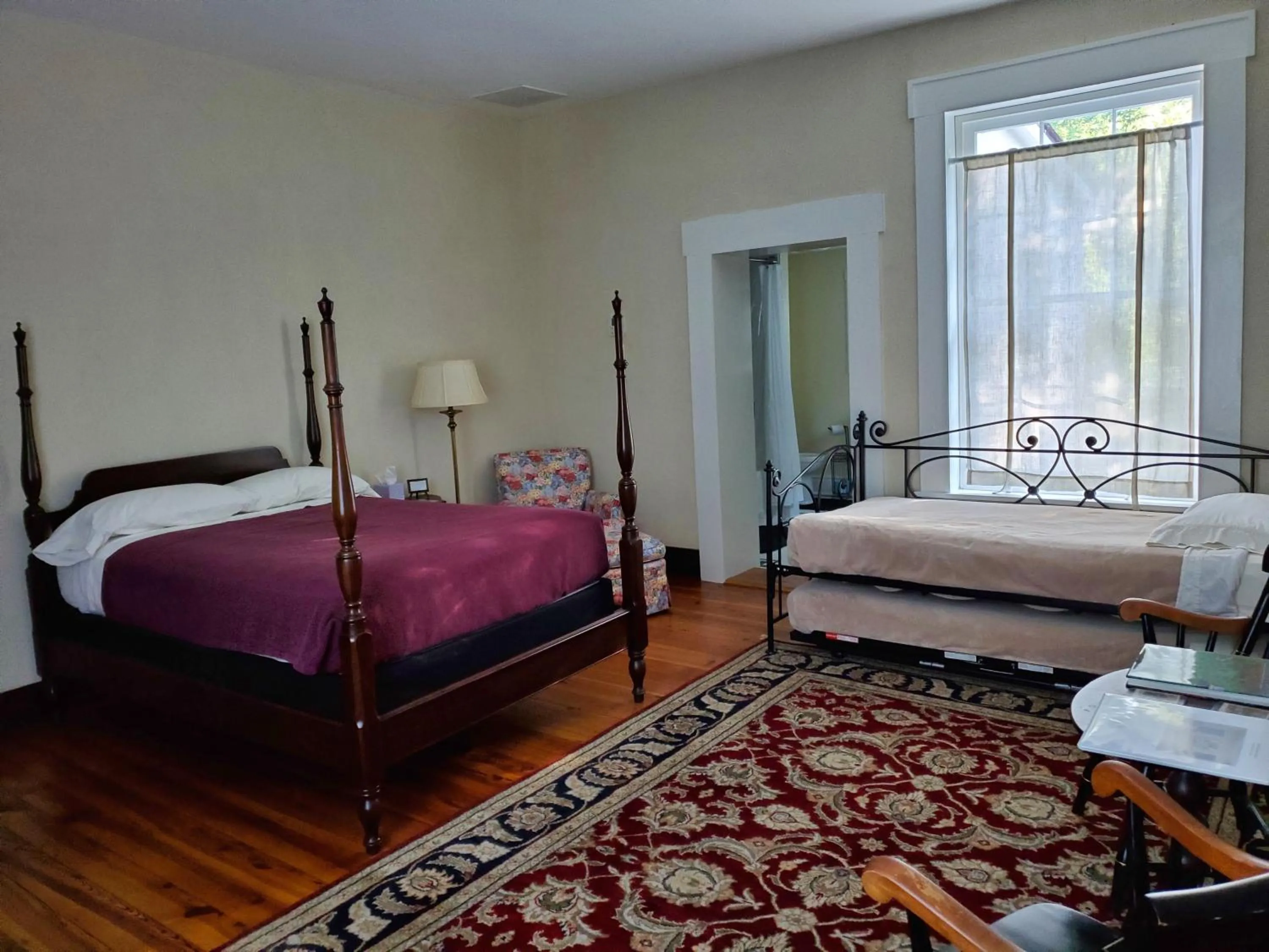Bedroom, Bed in Mountain Home Bed & Breakfast
