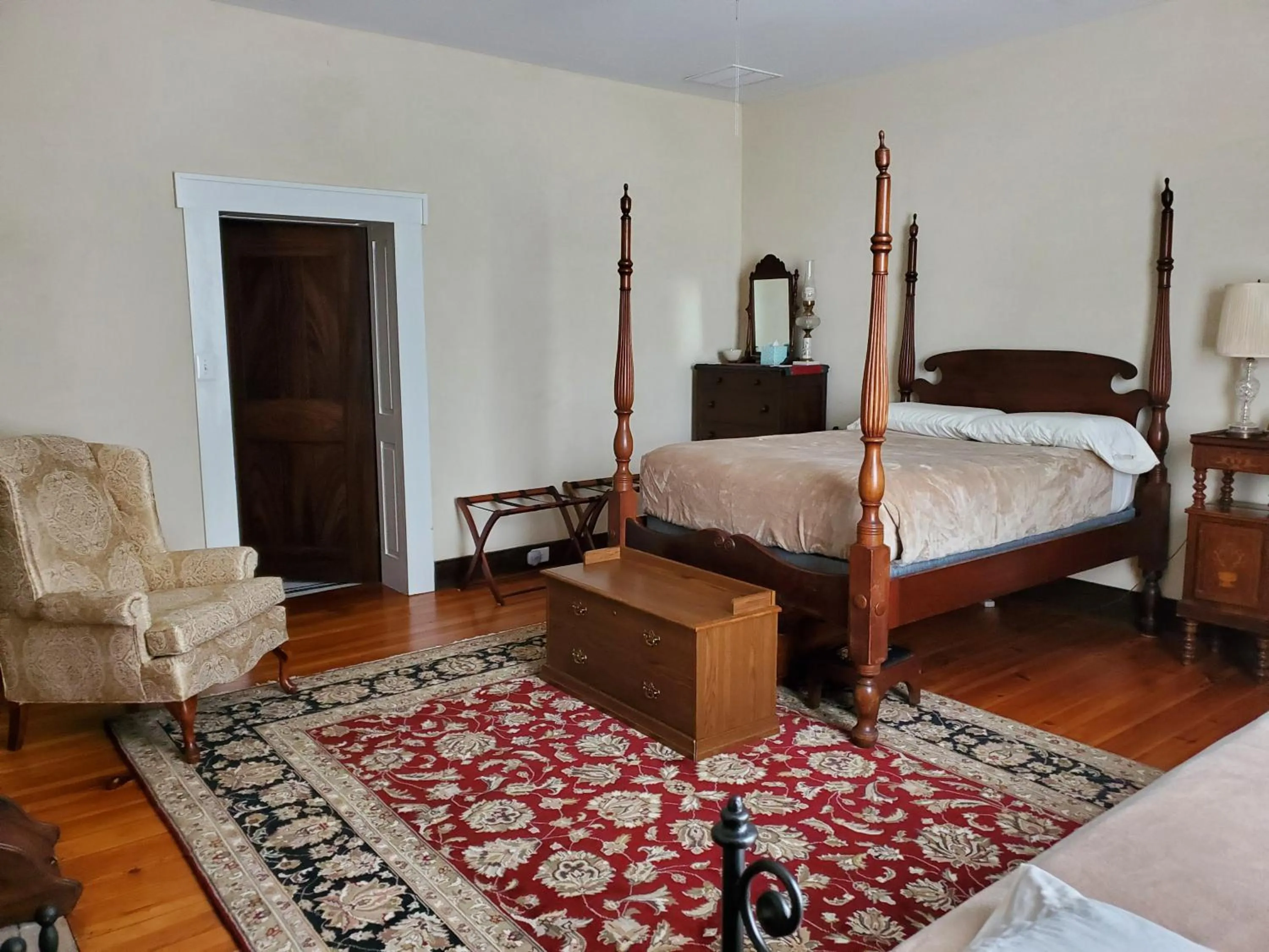 Bedroom, Bed in Mountain Home Bed & Breakfast