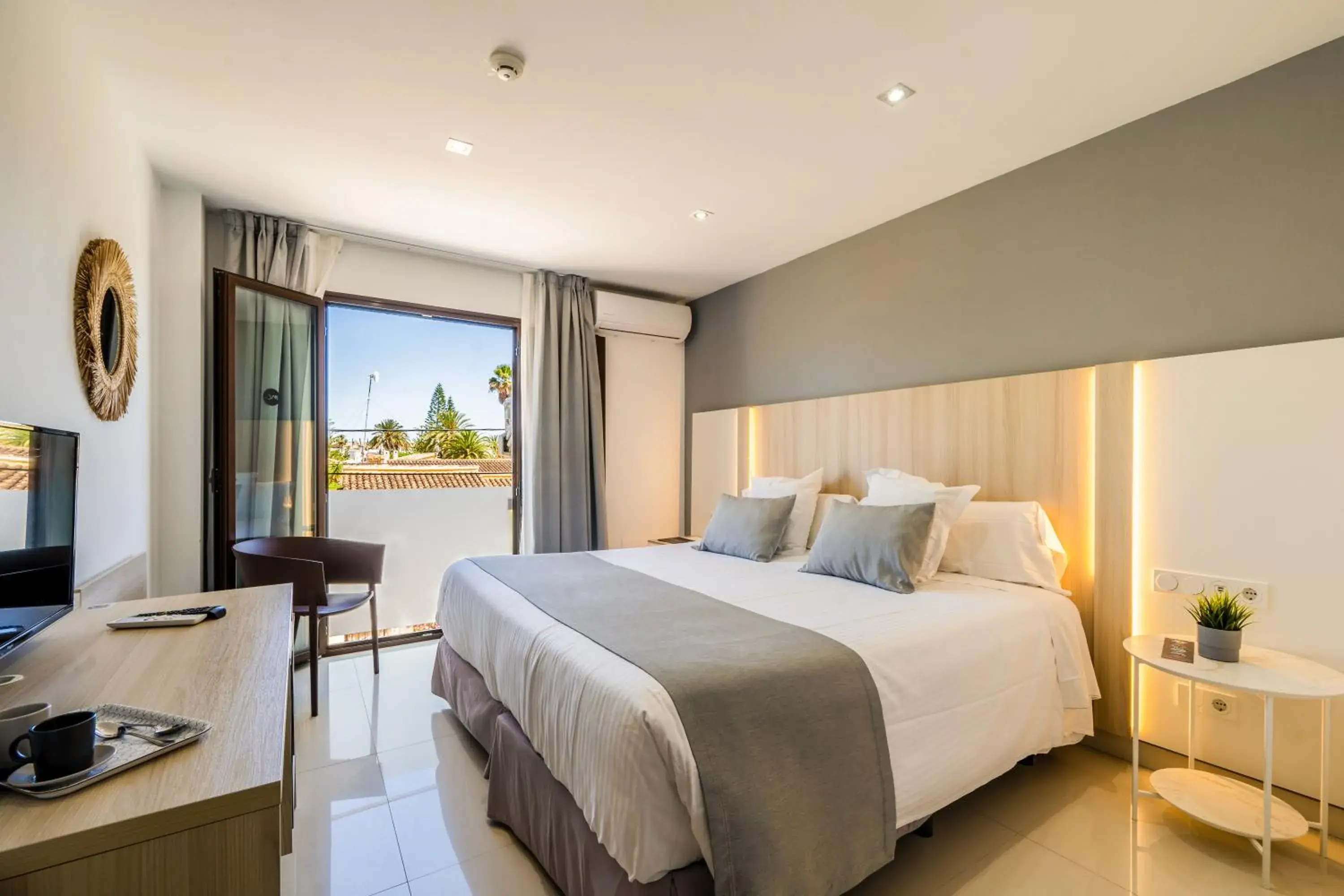 Double or Twin Room - single occupancy in Soul Beach Hotel By Mc - Adults Recommended Double or Twin Room - single occupancy in Soul Beach Hotel By Mc - Adults Recommended