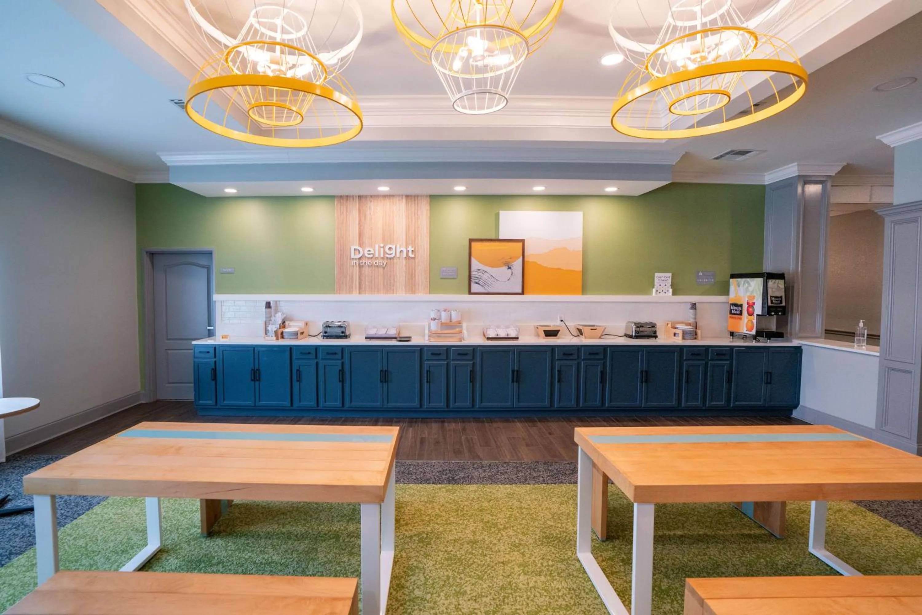 Breakfast in La Quinta by Wyndham Brandon Jackson Airport E