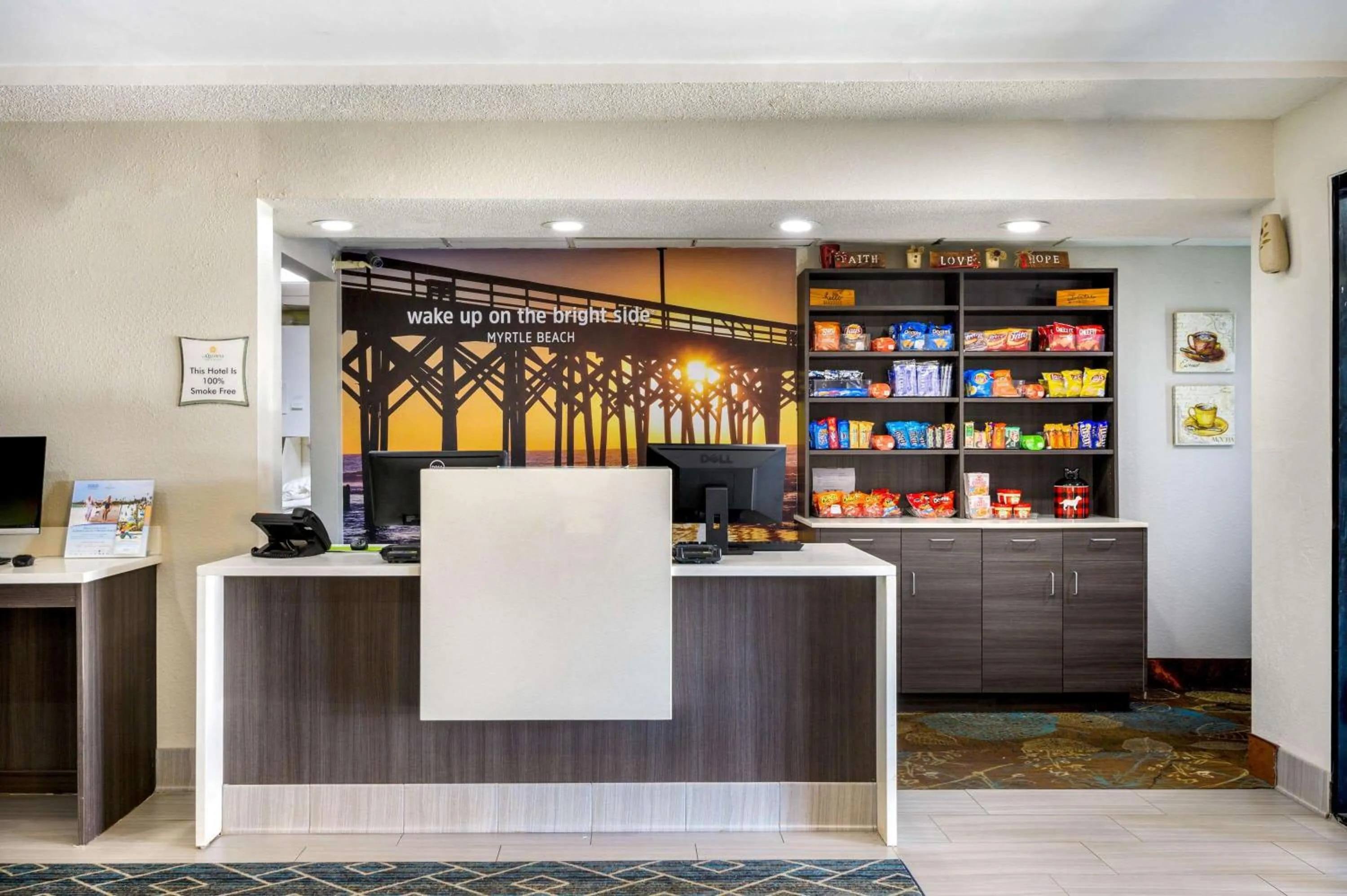 Lobby or reception in La Quinta Inn by Wyndham North Myrtle Beach