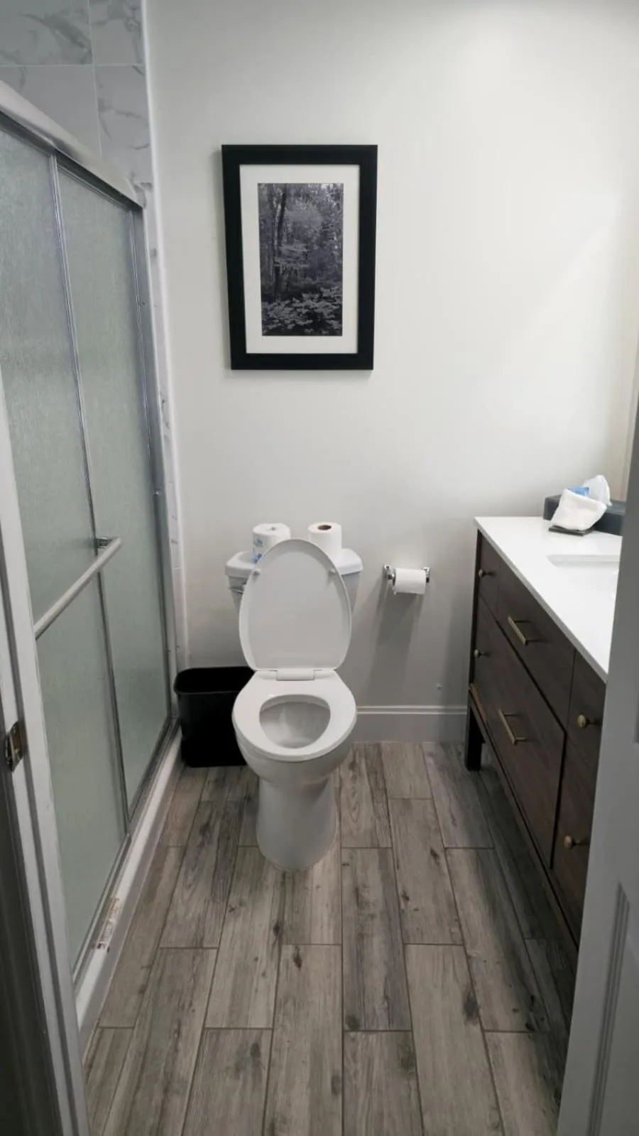 Bathroom in La Quinta by Wyndham Sevierville / Kodak