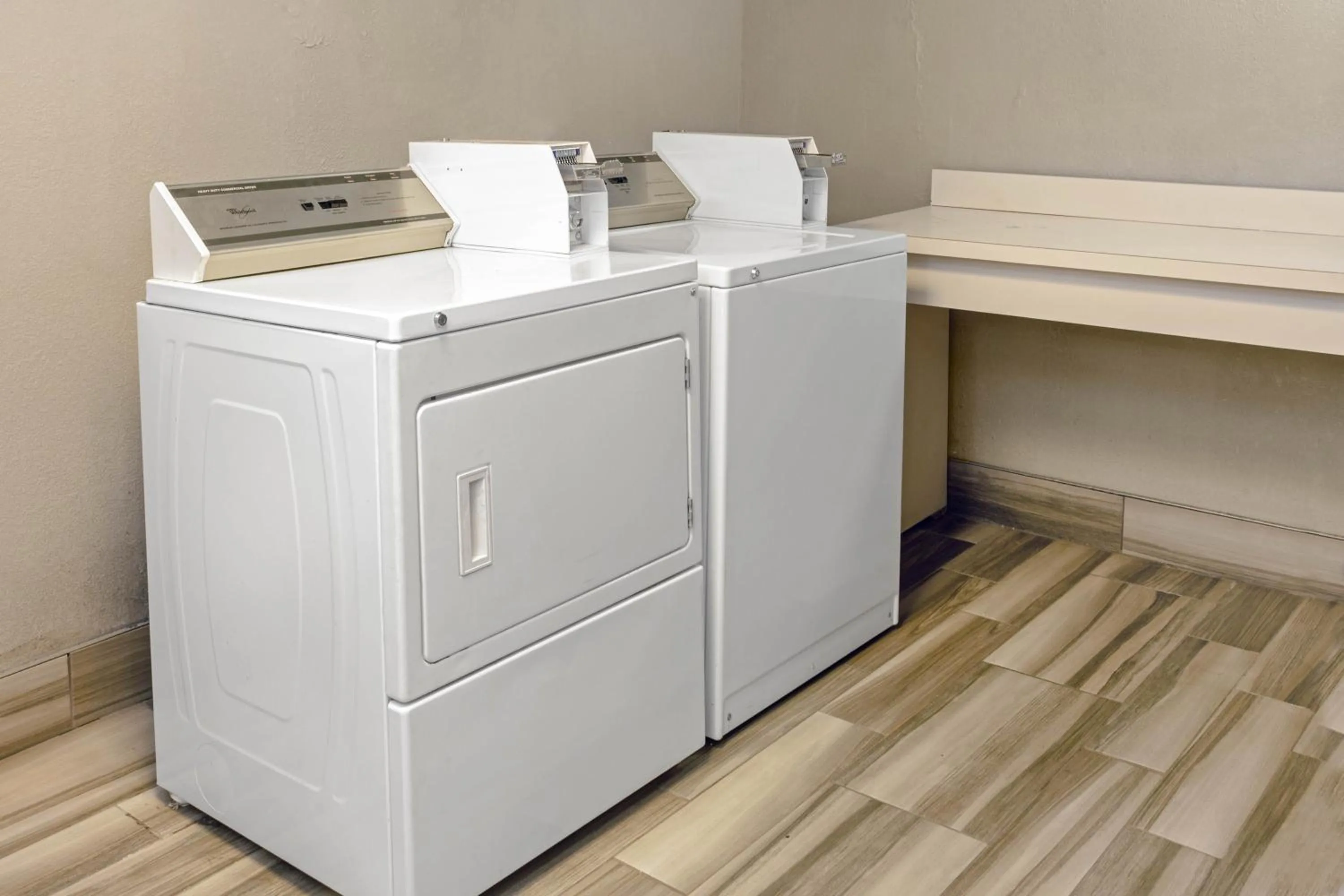 laundry in La Quinta by Wyndham Birmingham Hoover