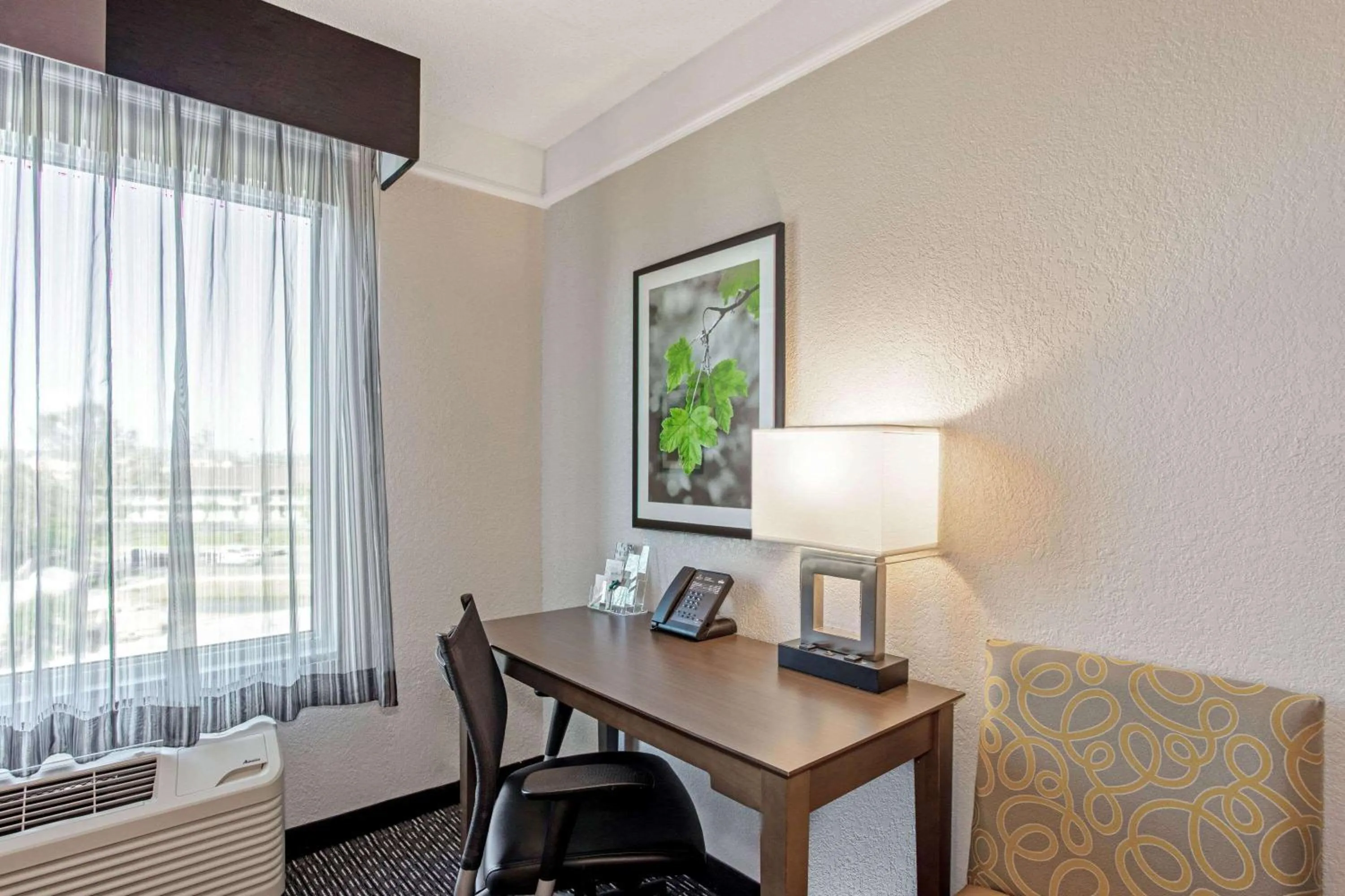 Photo of the whole room in La Quinta Inn & Suites by Wyndham Panama City