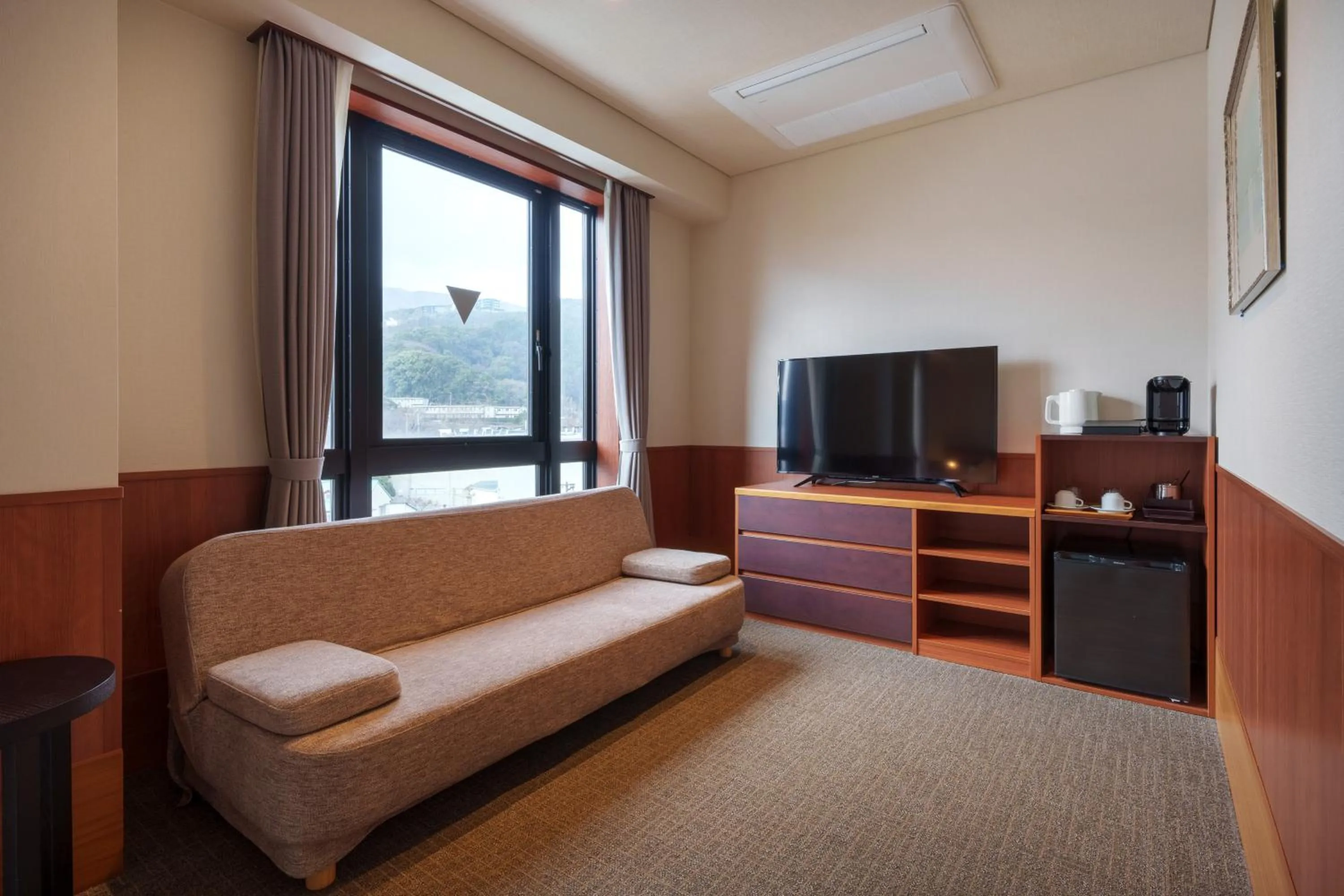 TV and multimedia in Akarinoyado Togetsu