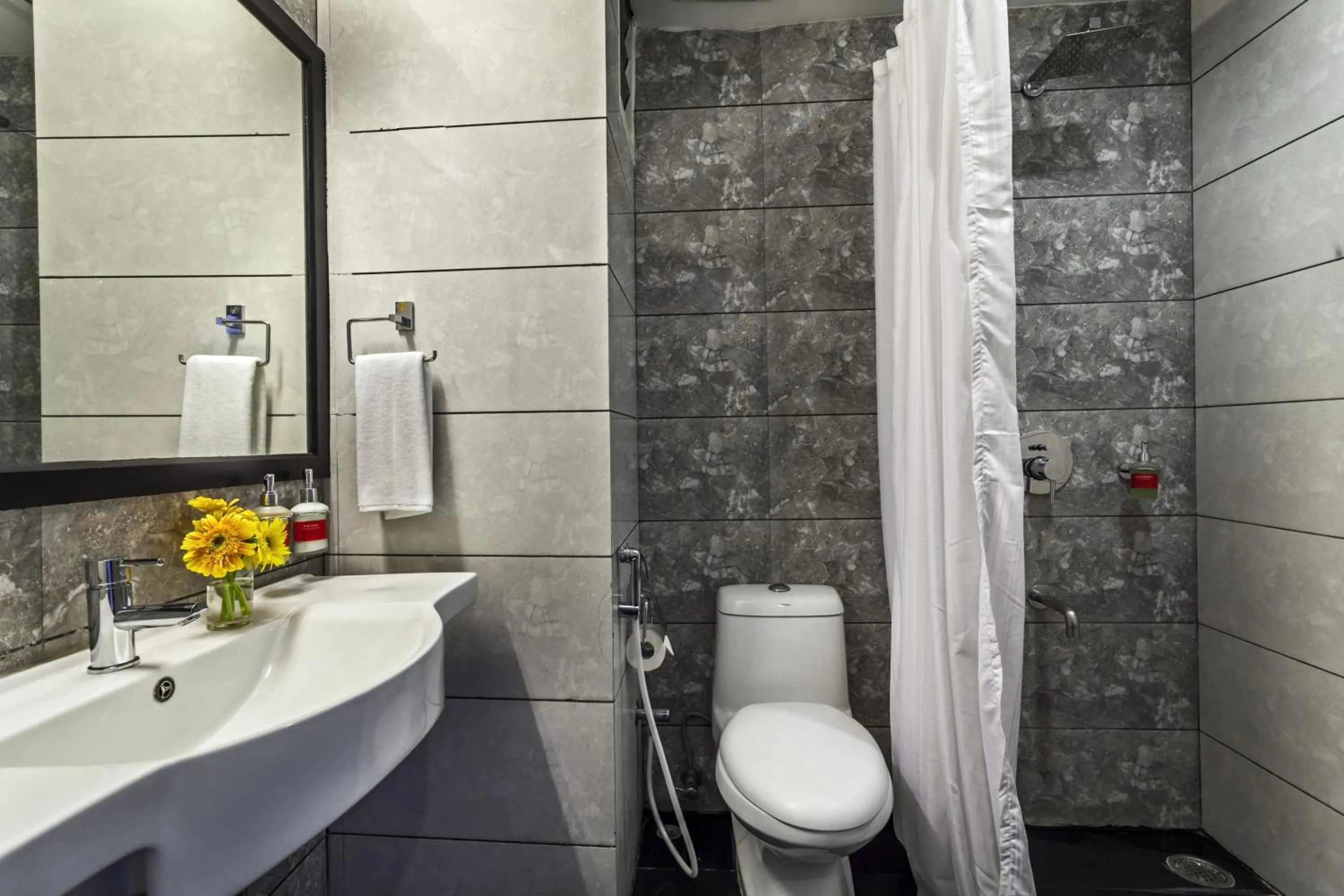 Bathroom in Super Townhouse Prince Palace