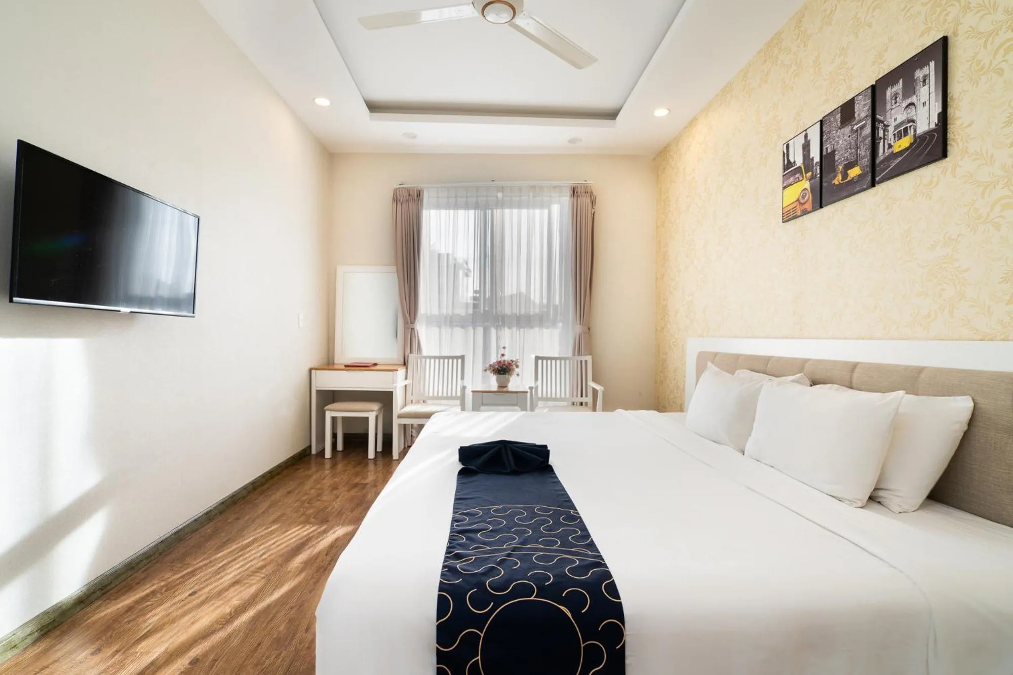 Bed in Saigon's Book Da Lat Hotel