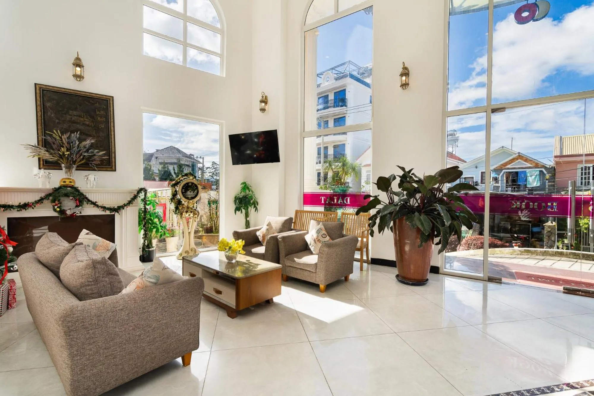 Lobby or reception in Saigon's Book Da Lat Hotel