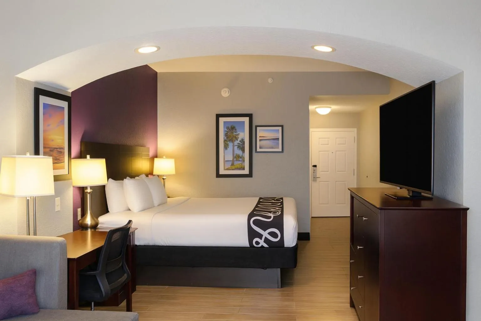 Guests, Bed in La Quinta by Wyndham Port Orange / Daytona