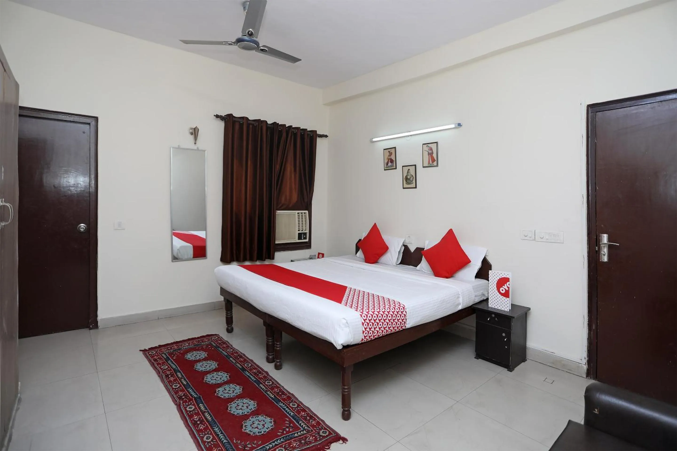 Bedroom, Bed in Super Hotel O Celebration Bnb Home