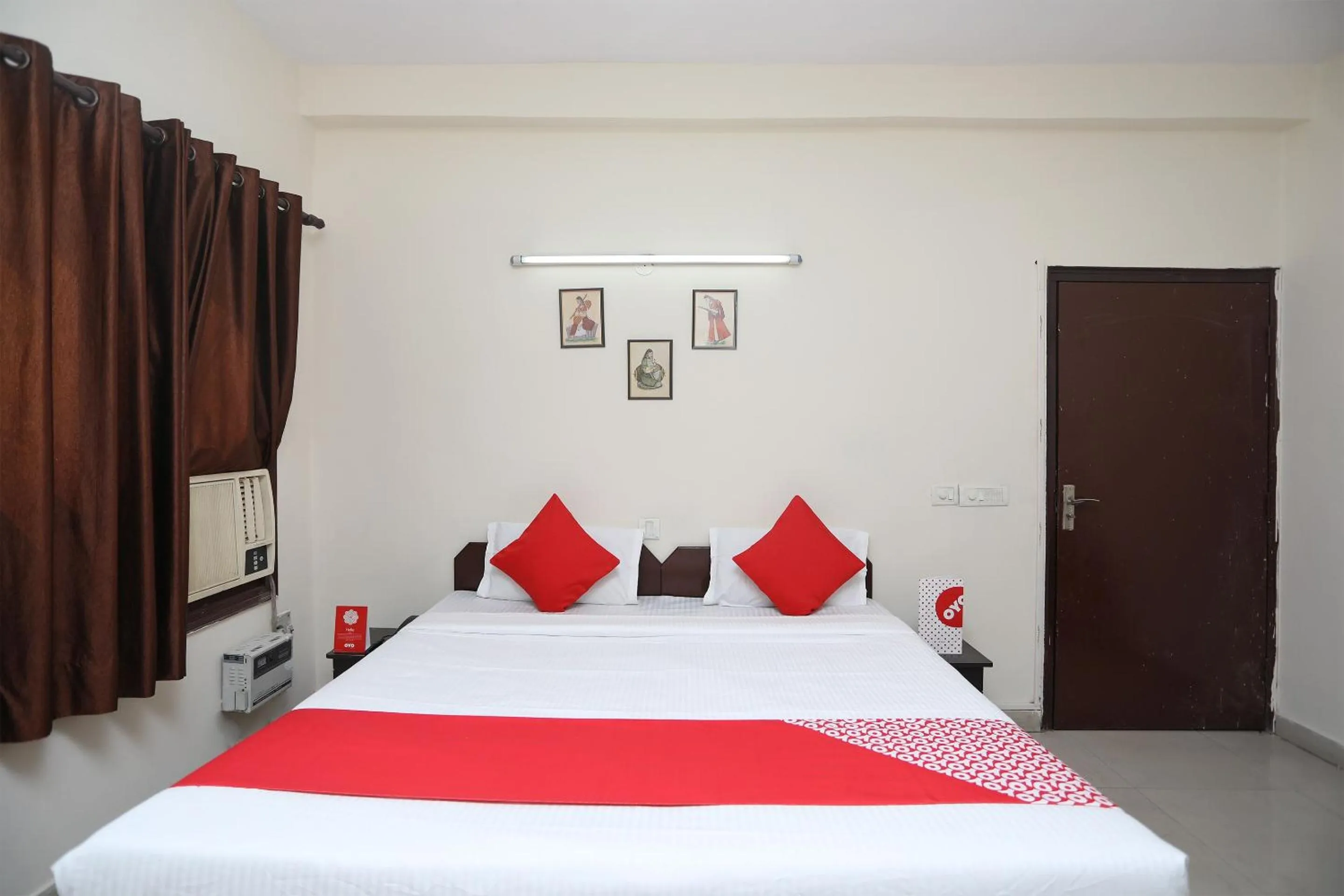 Bedroom, Bed in Super Hotel O Celebration Bnb Home