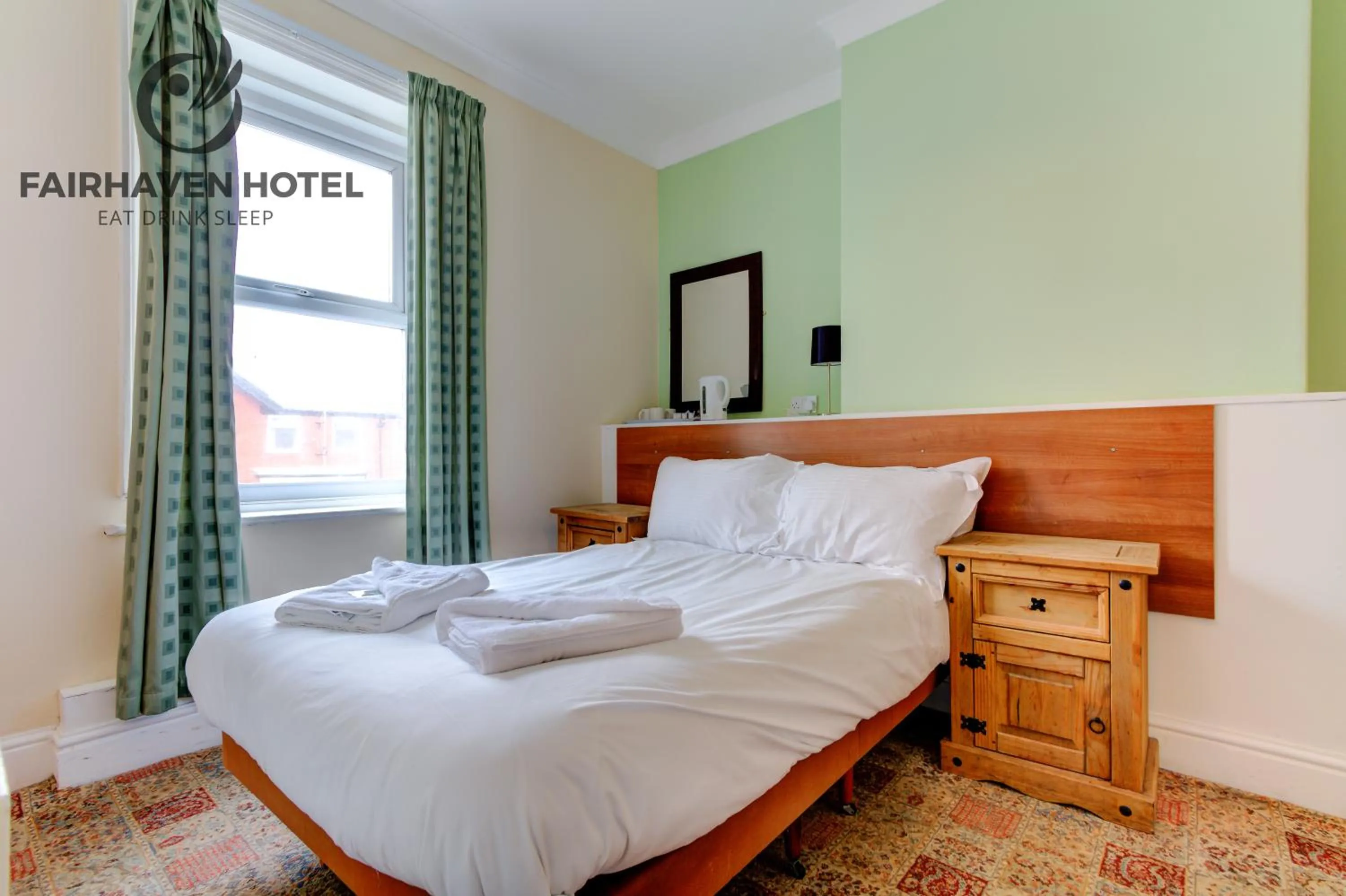 bunk bed, Bed in Fairhaven Hotel