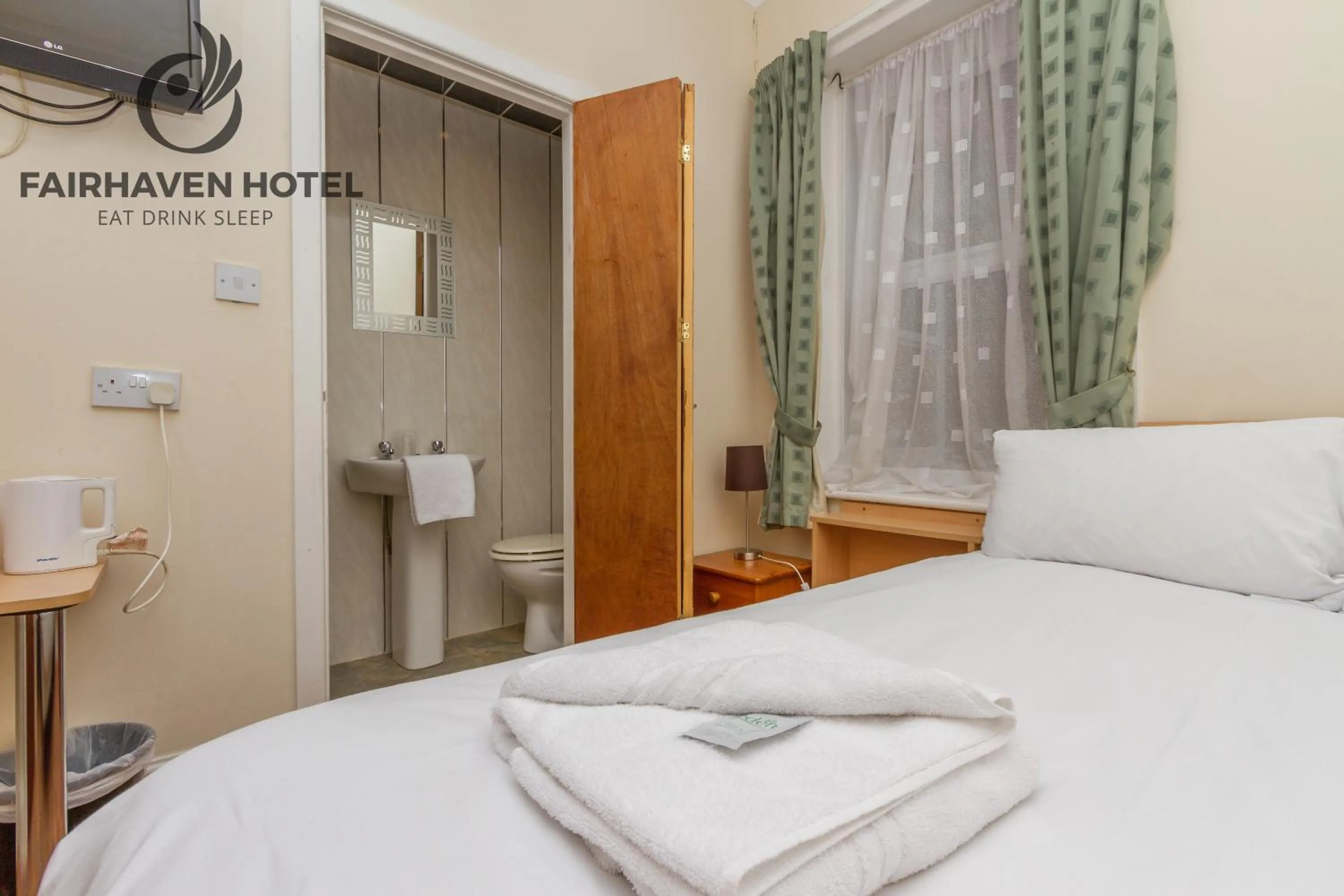 Bed in Fairhaven Hotel