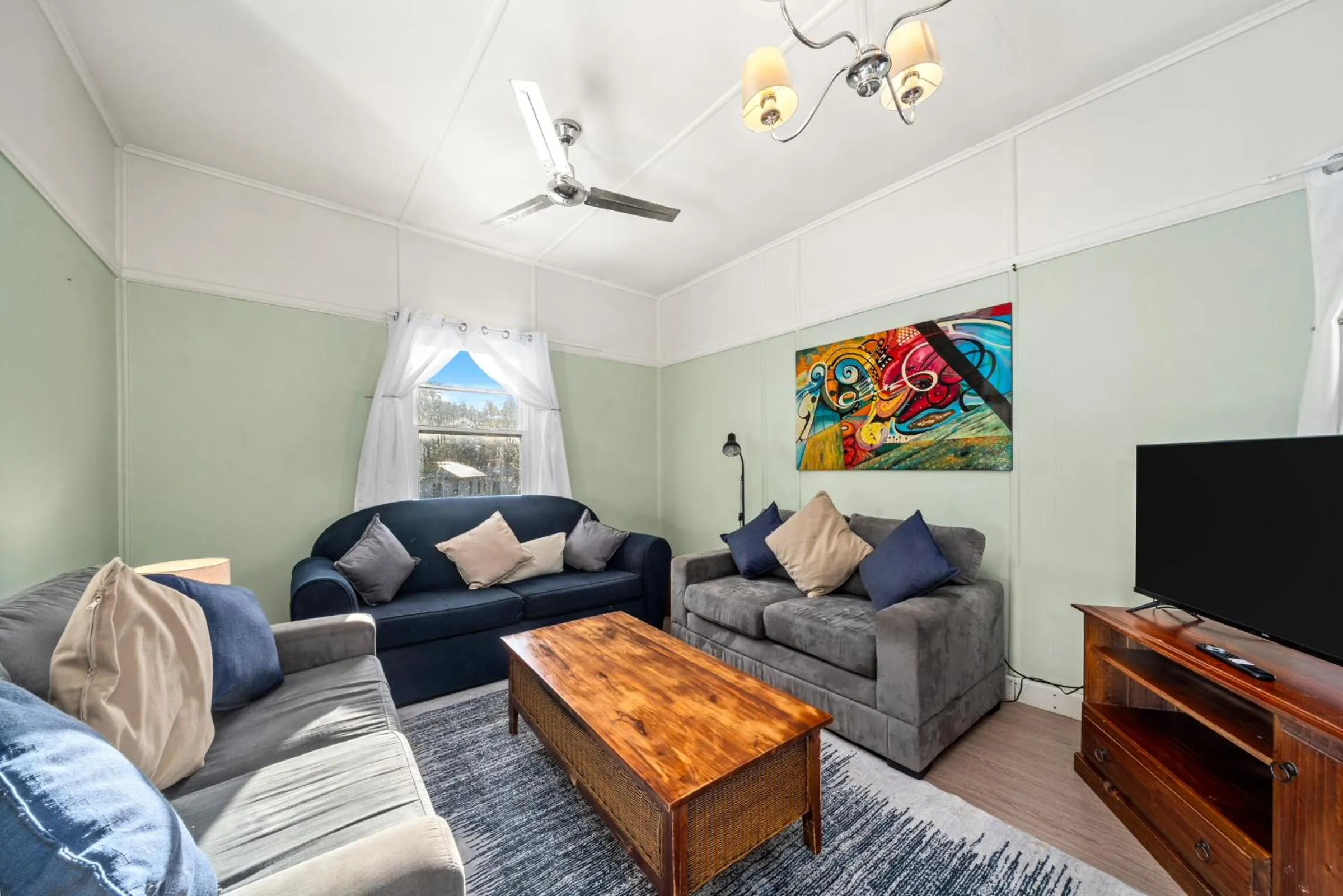 Giants Table and Cottages