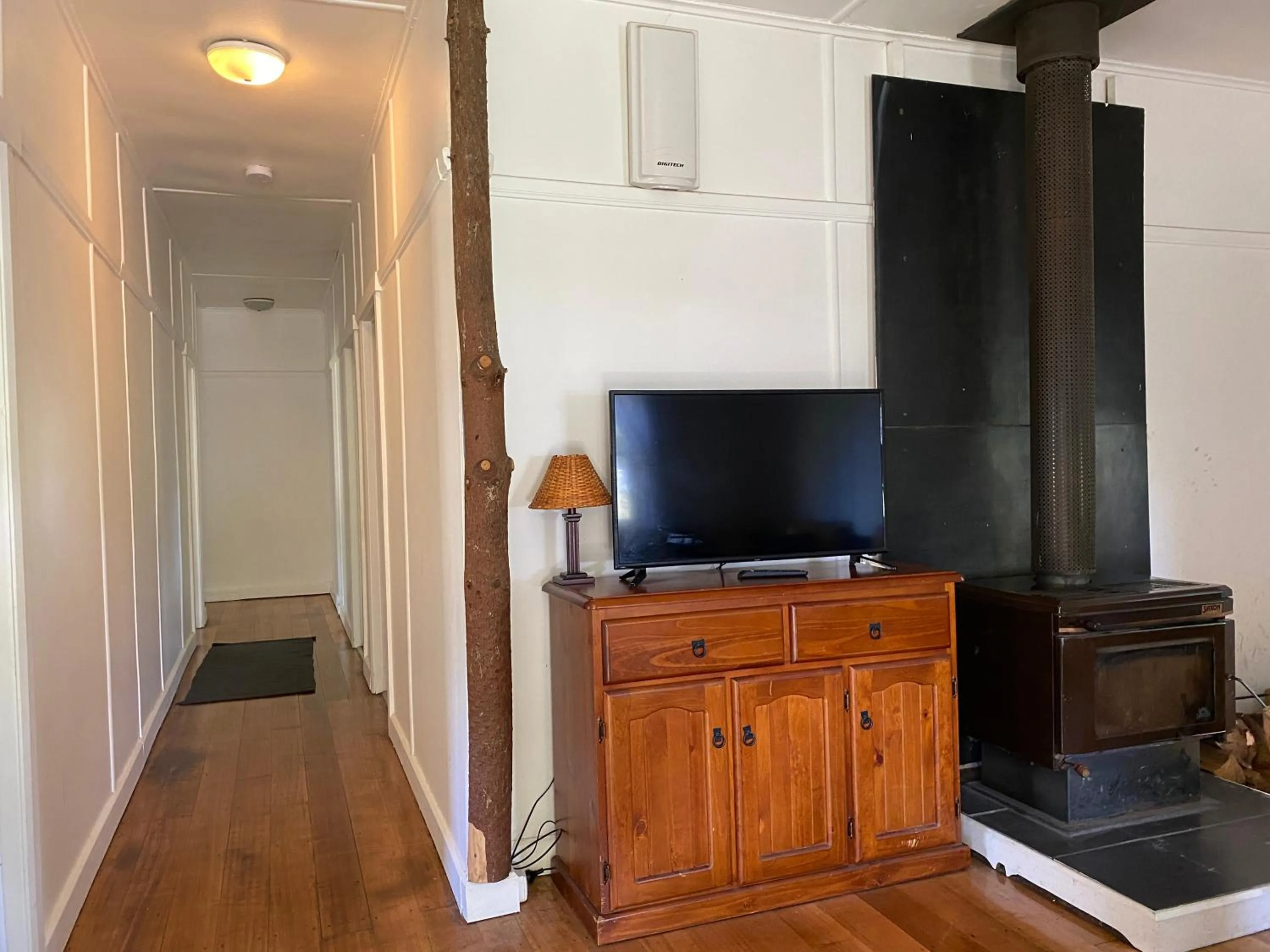 Giants Table and Cottages