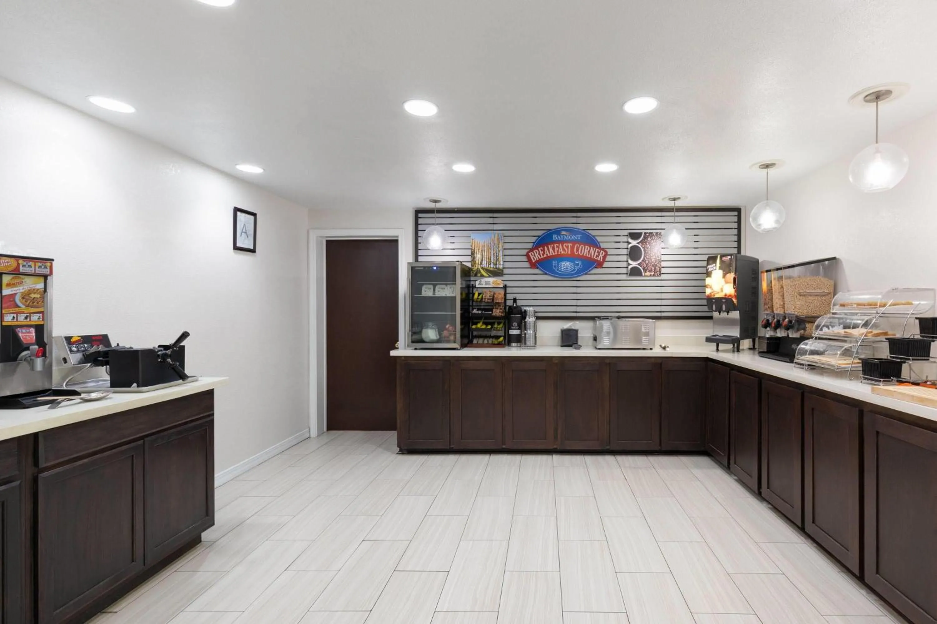 Breakfast in Baymont by Wyndham Moss Point Pascagoula