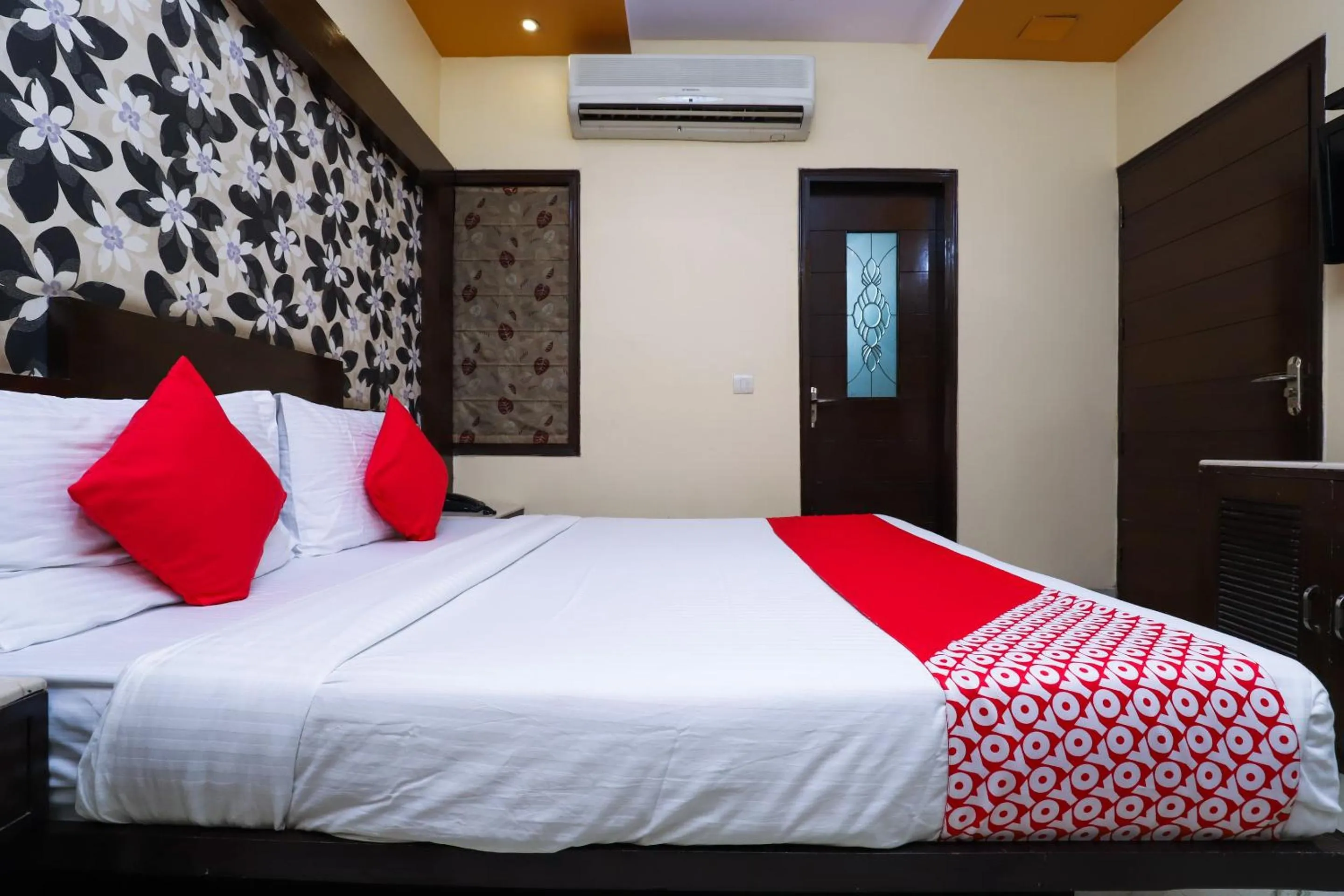 Bedroom, Bed in Super Hotel O J P Inn Near Patel Nagar Metro Station
