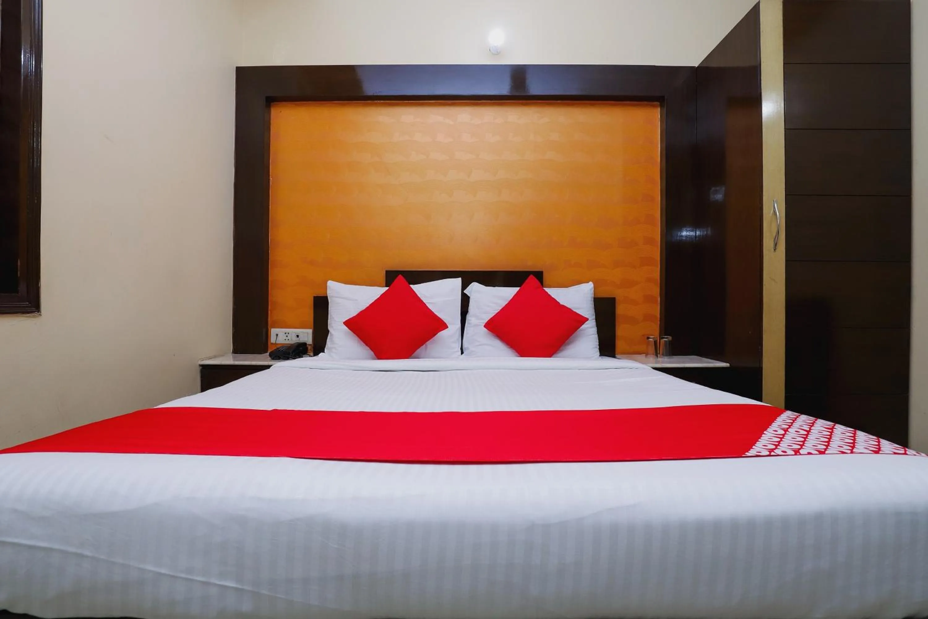 Bedroom, Bed in Hotel O J P Inn Near Patel Nagar Metro Station