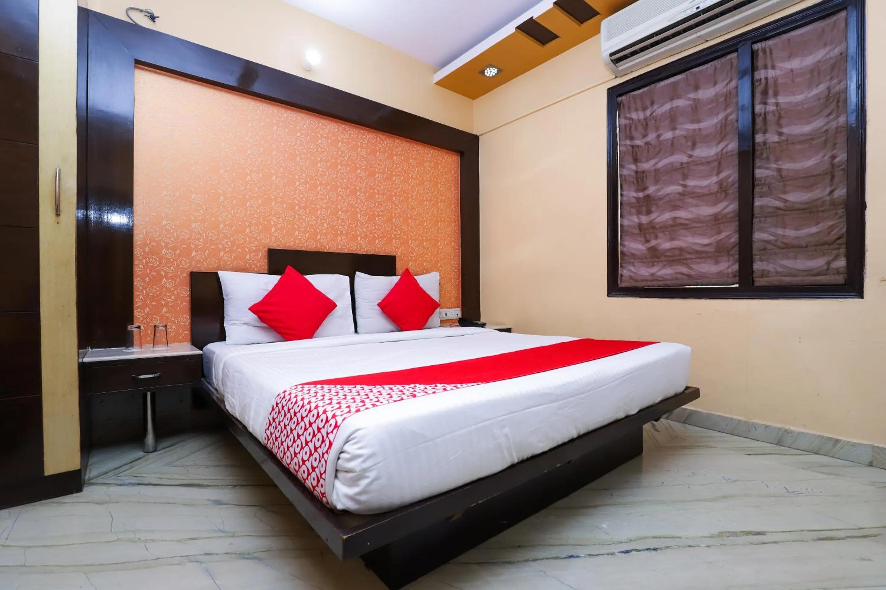 Bedroom, Bed in Super Hotel O J P Inn Near Patel Nagar Metro Station
