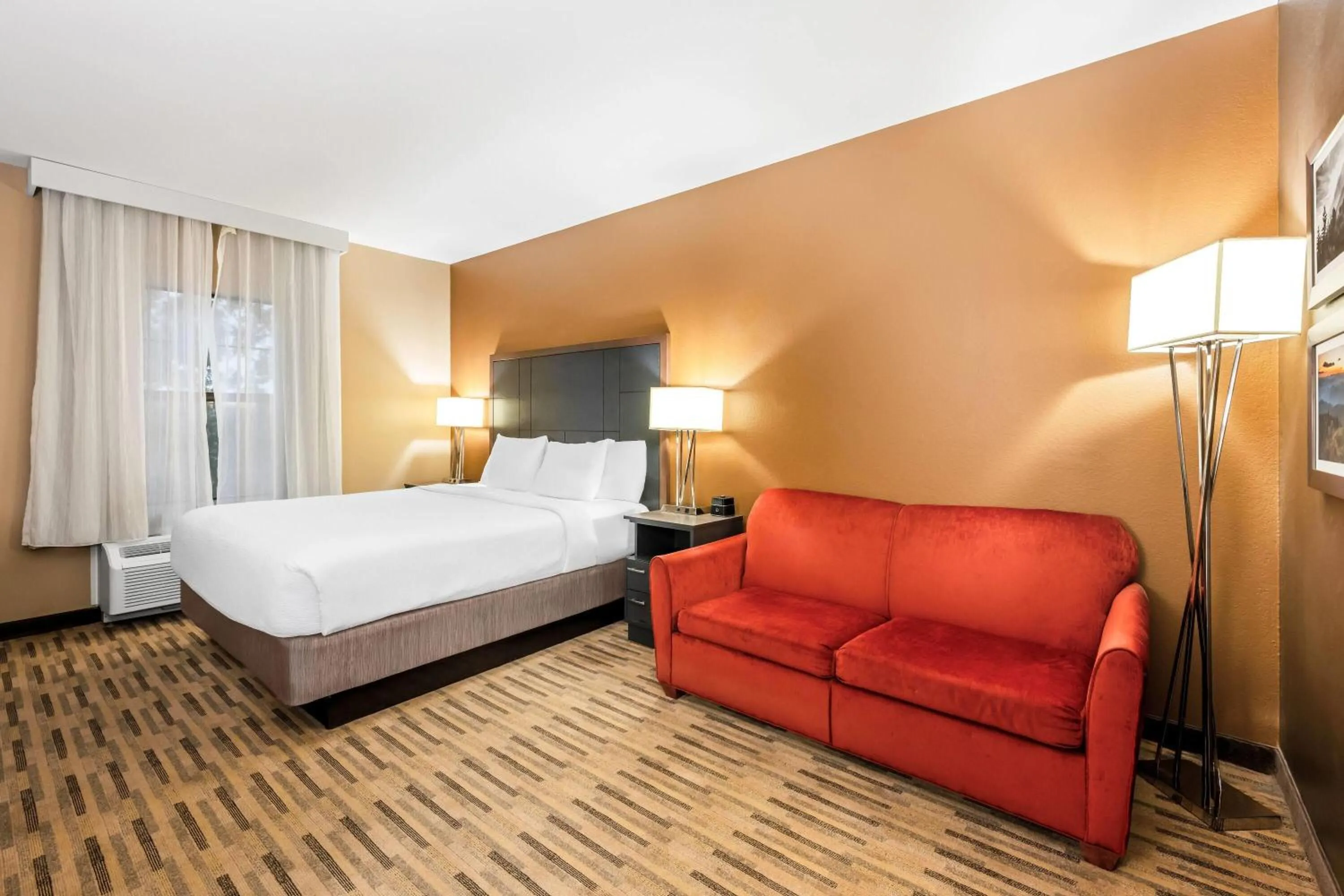 Bed in La Quinta by Wyndham Boone