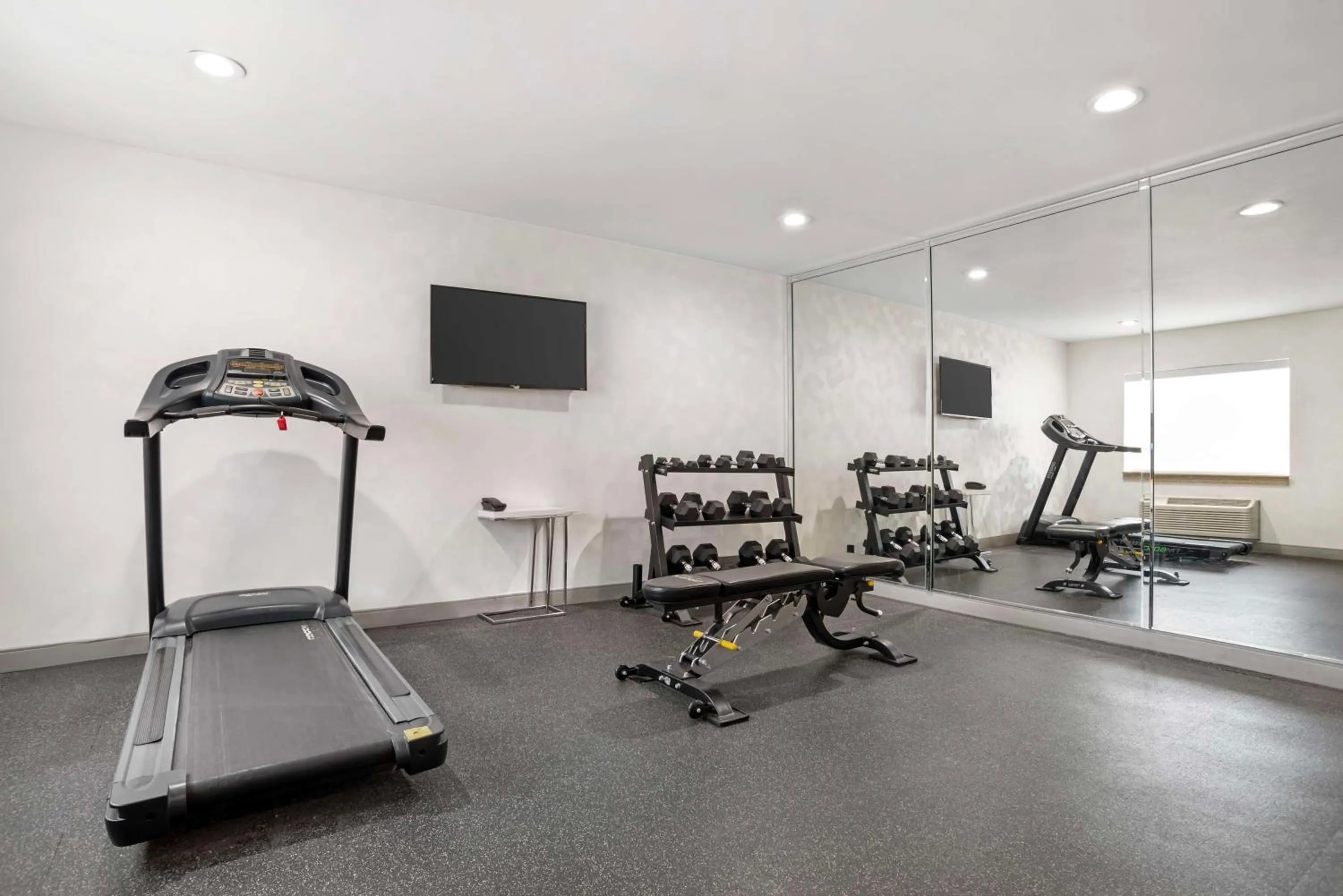 Fitness centre/facilities in Best Western Montgomery I-85 North