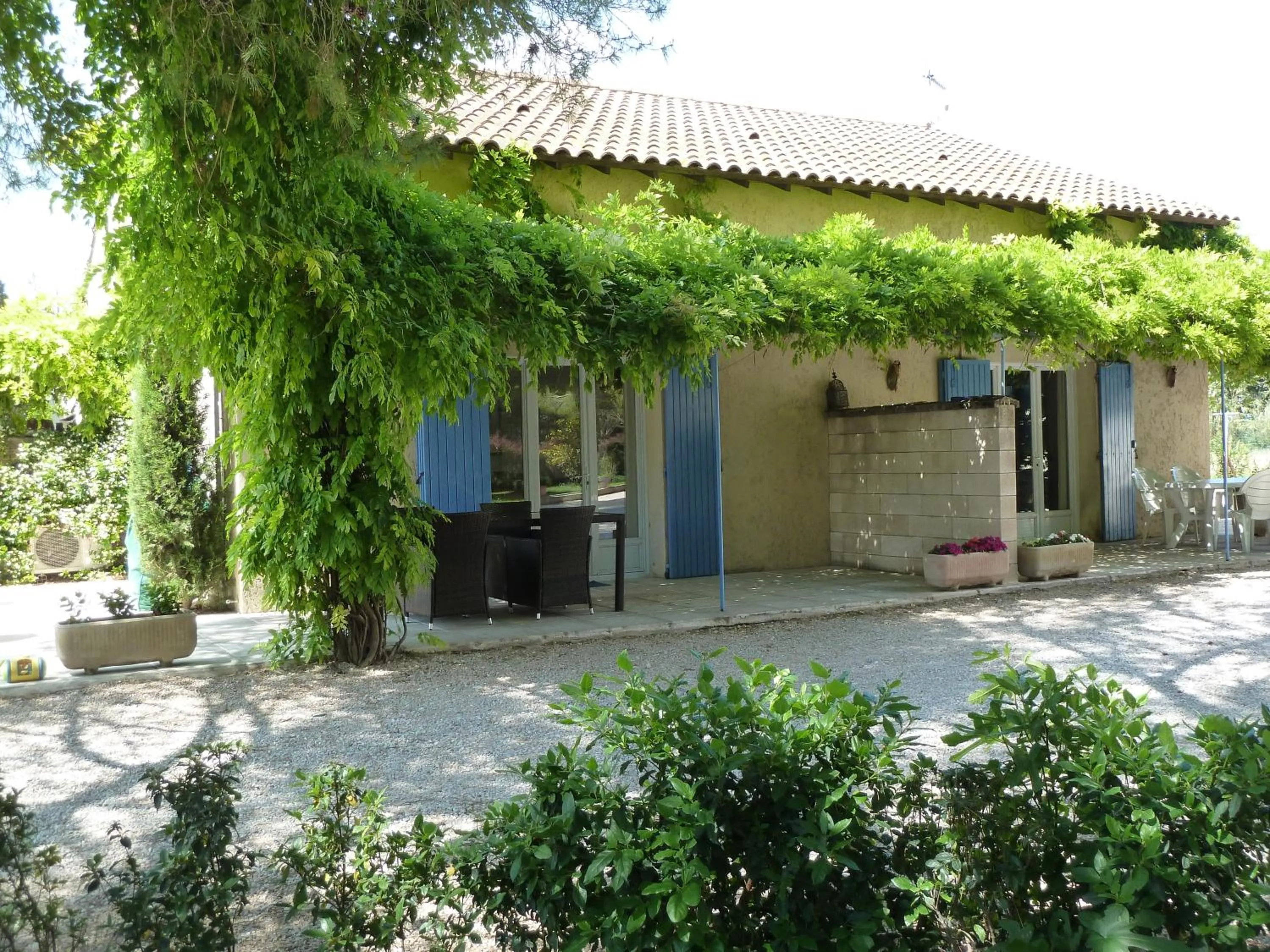 Facade/entrance in Les Cigales