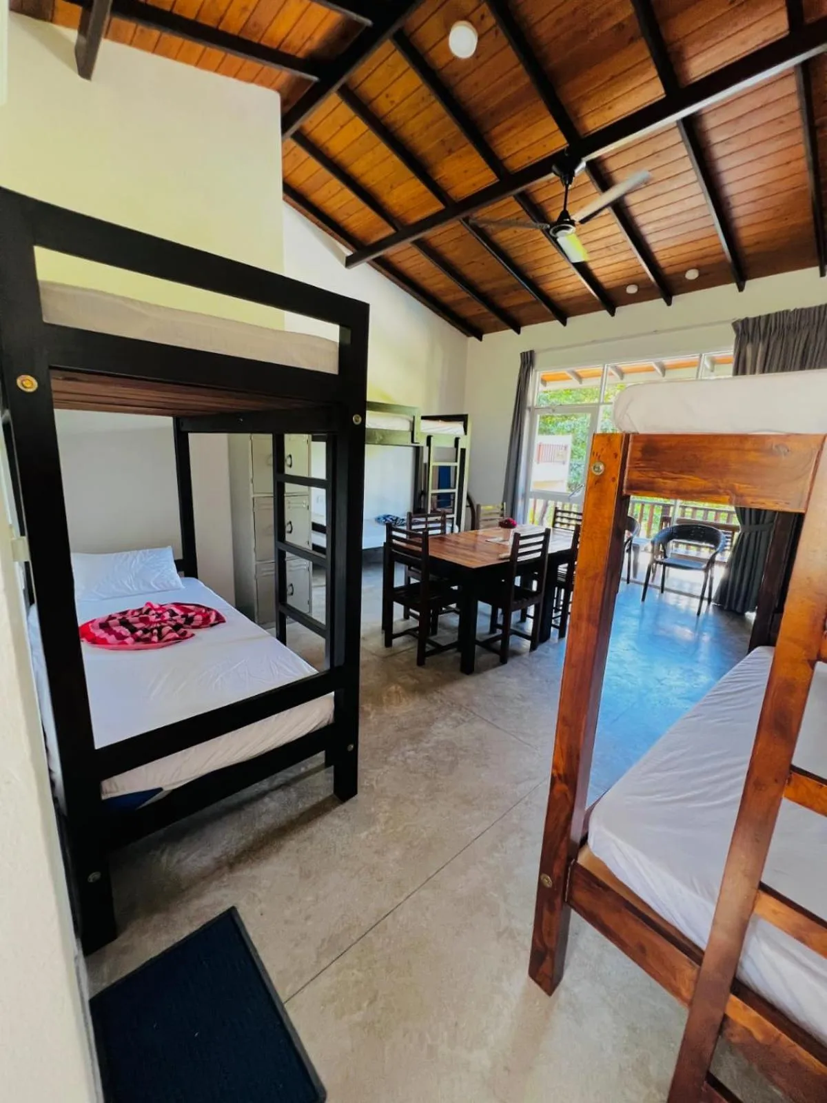 Photo of the whole room, Bed in Chill Bay Weligama