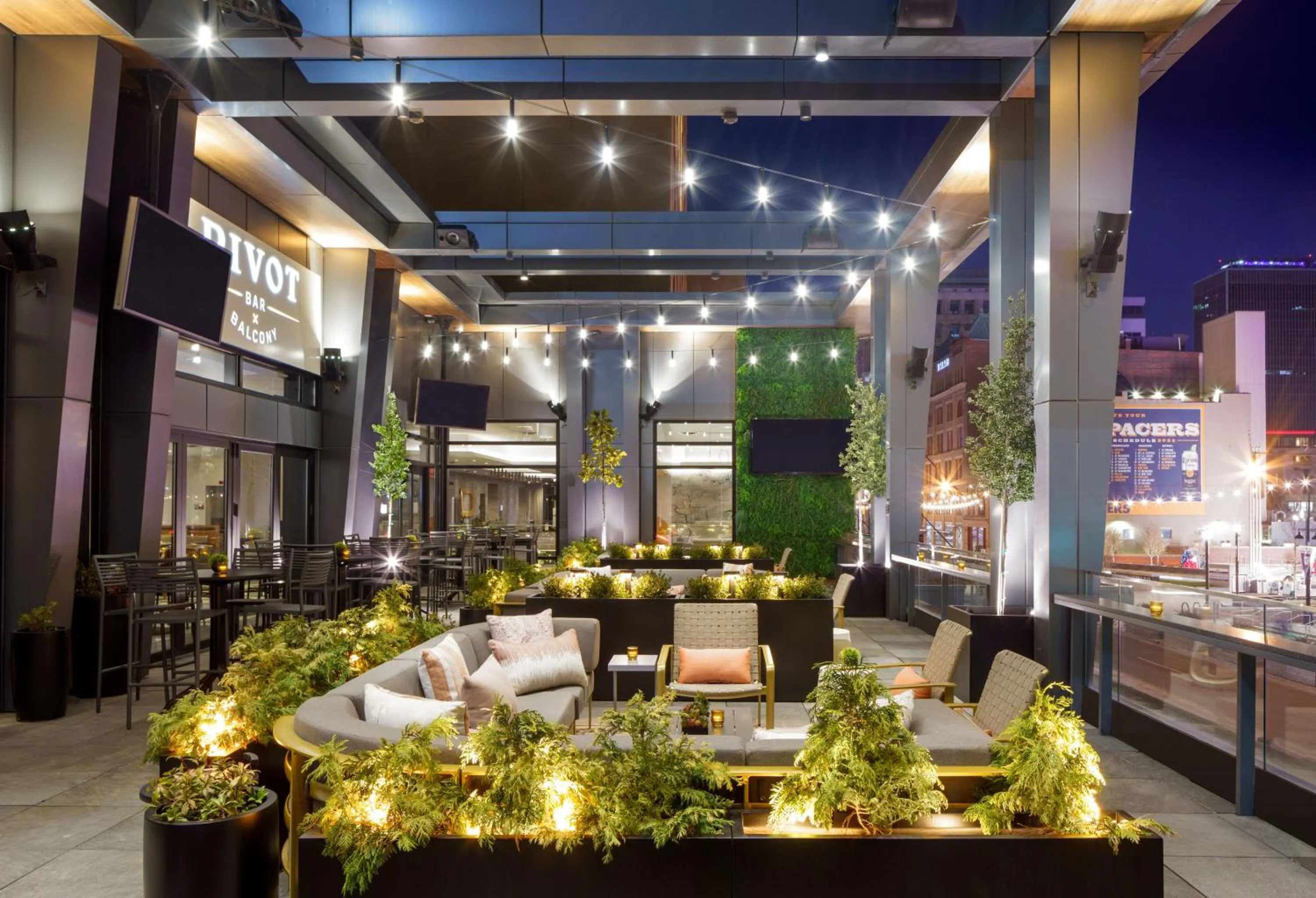 Restaurant/places to eat in Hyatt Place Indianapolis Downtown