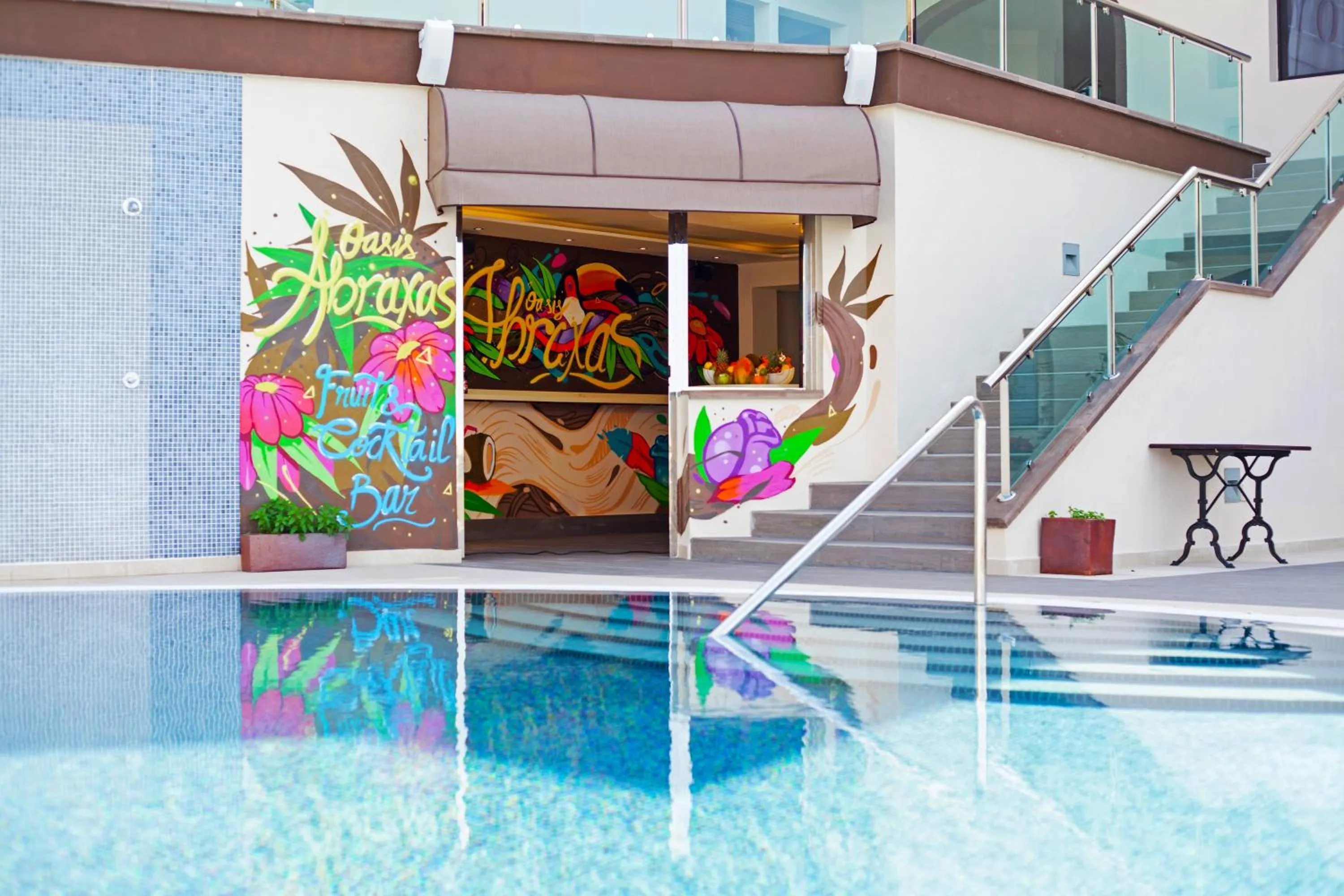 Lounge or bar in Royal Sun Resort