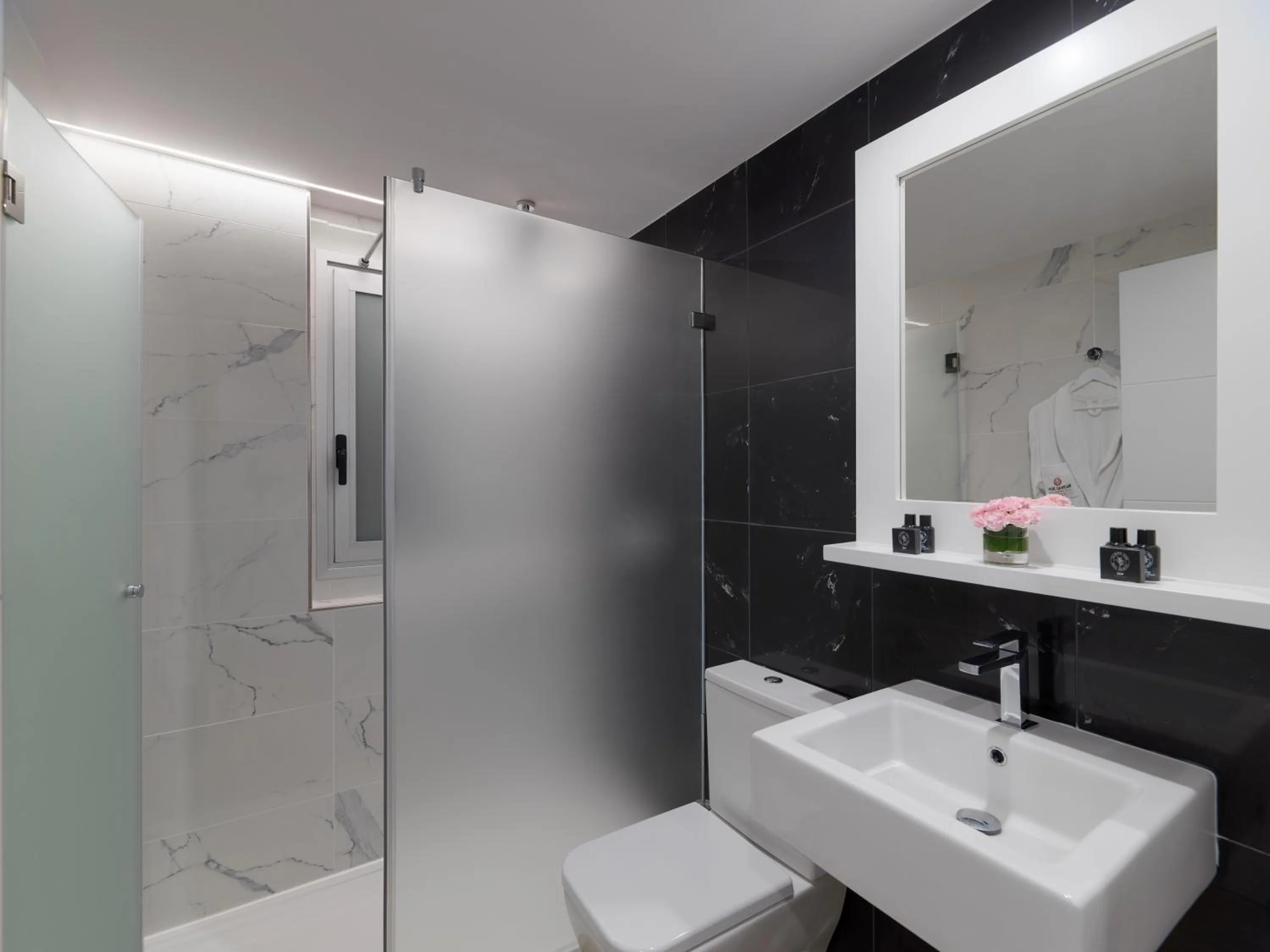 Shower in Royal Sun Resort