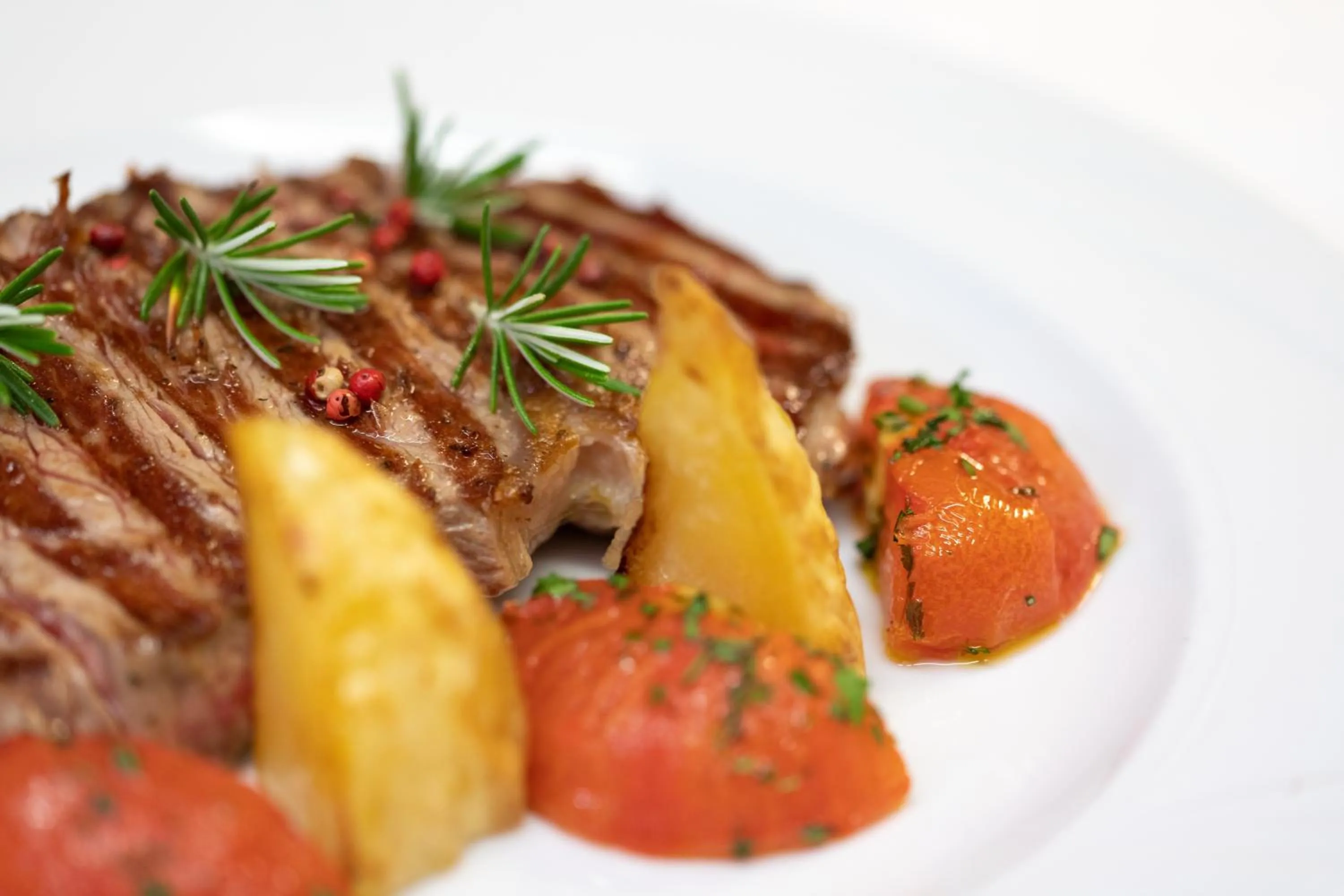 Food and drinks in Hotel Eden