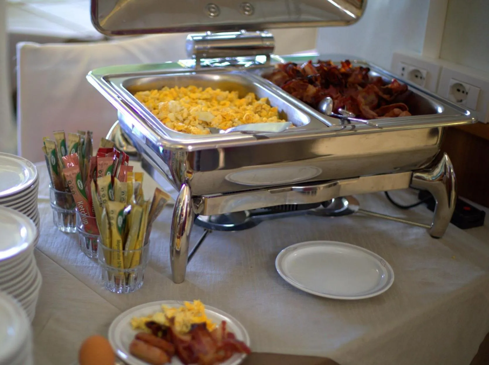 Food and drinks in Hotel Eden