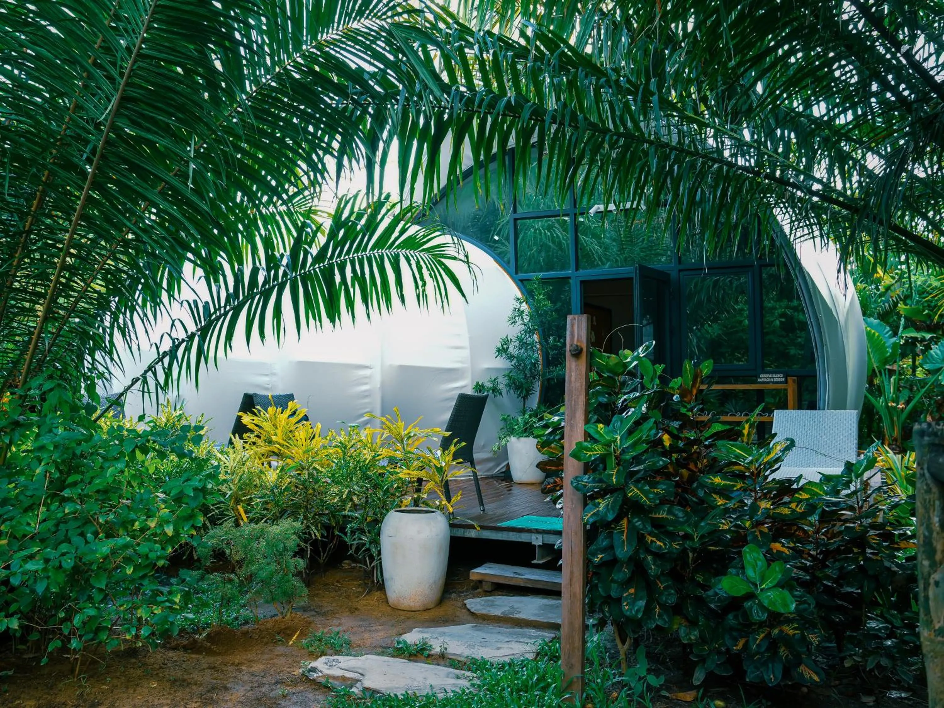 Spa and wellness centre/facilities in Nacpan Beach Glamping Managed by H Hospitality Group