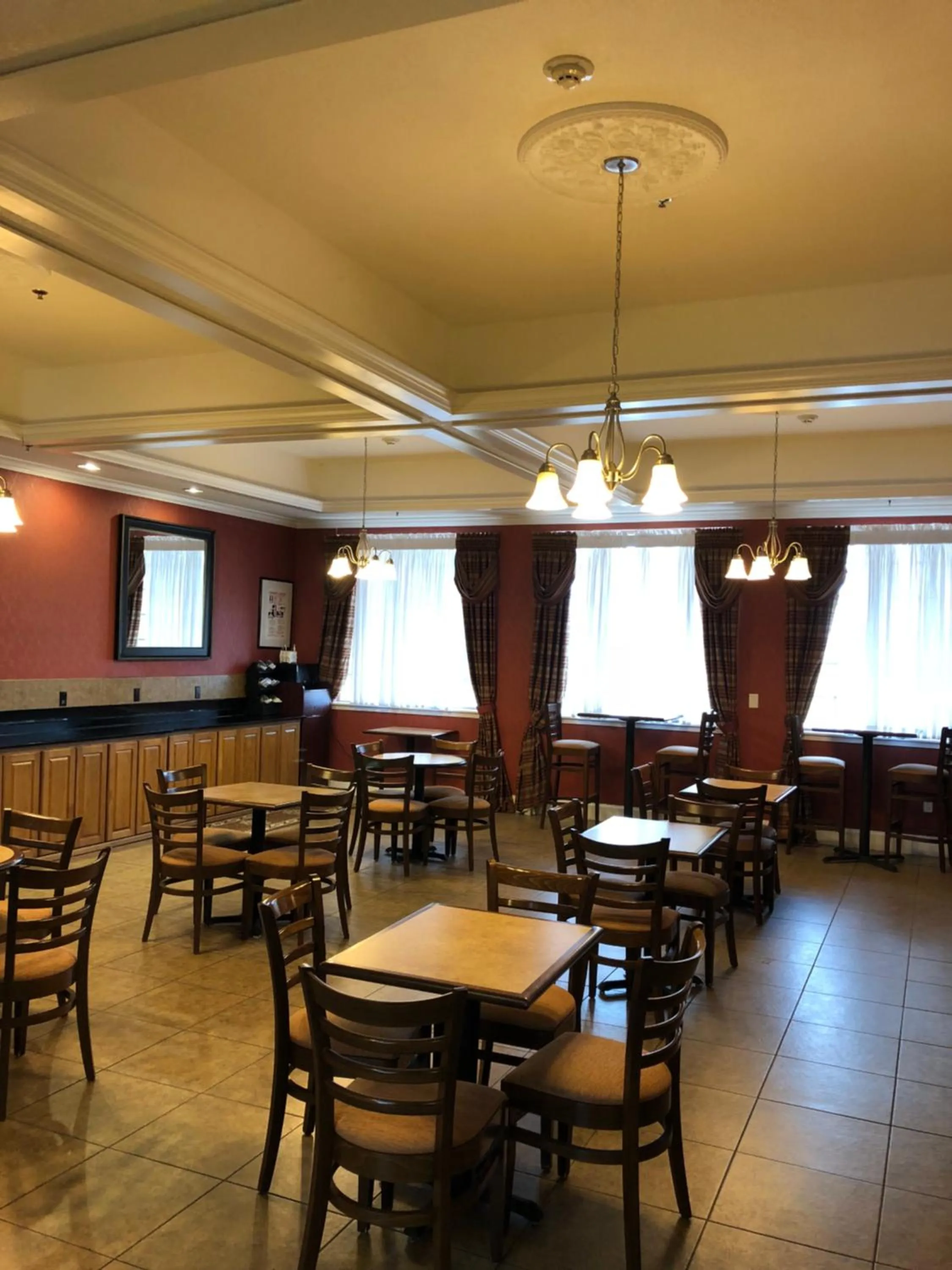 Americas Best Value Inn - Gun Barrel City