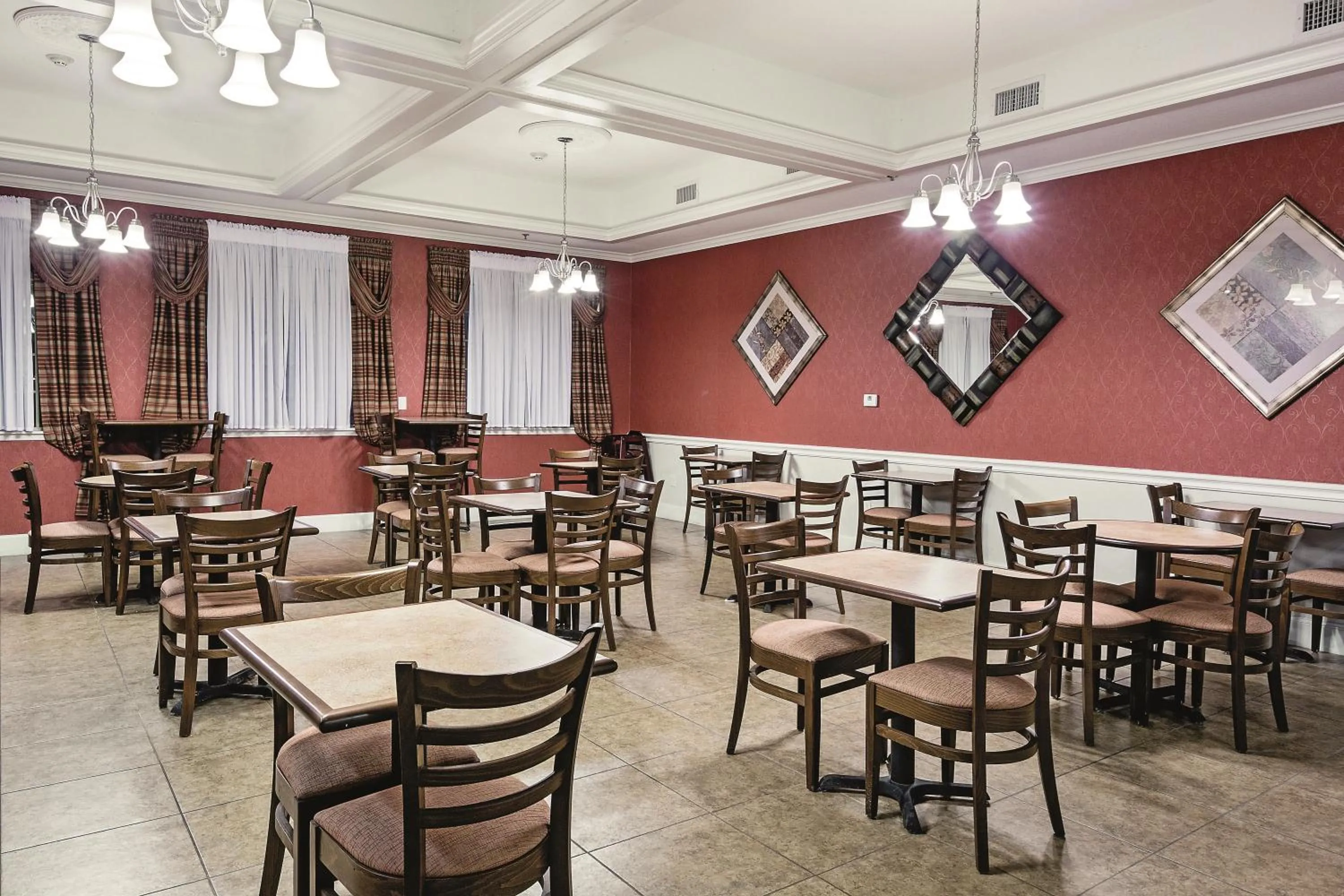 Restaurant/places to eat in Americas Best Value Inn - Gun Barrel City