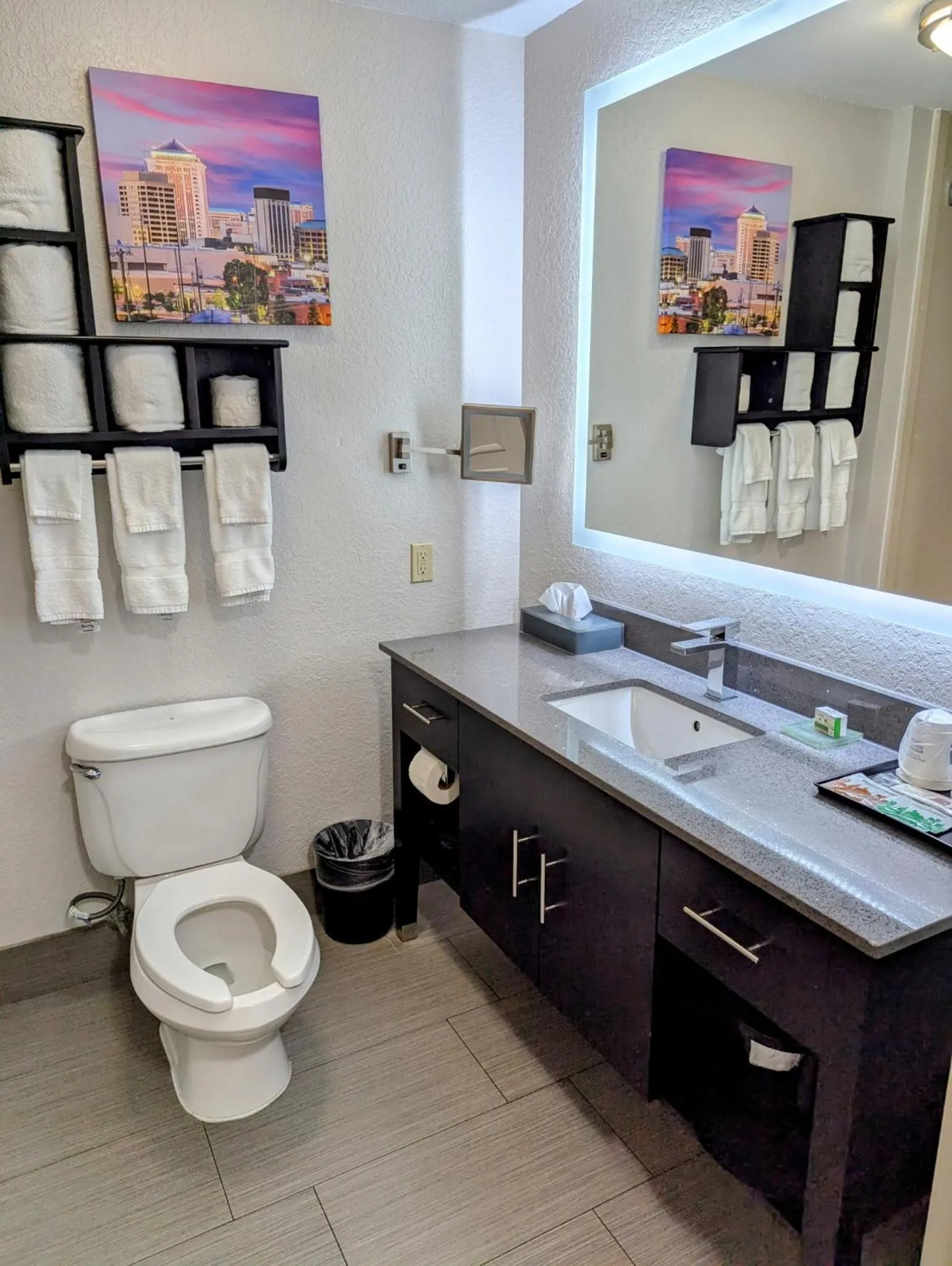 Bathroom in La Quinta by Wyndham Prattville