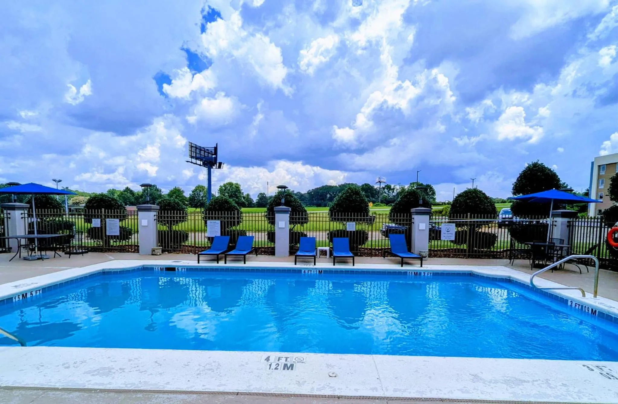 Pool view in La Quinta by Wyndham Prattville