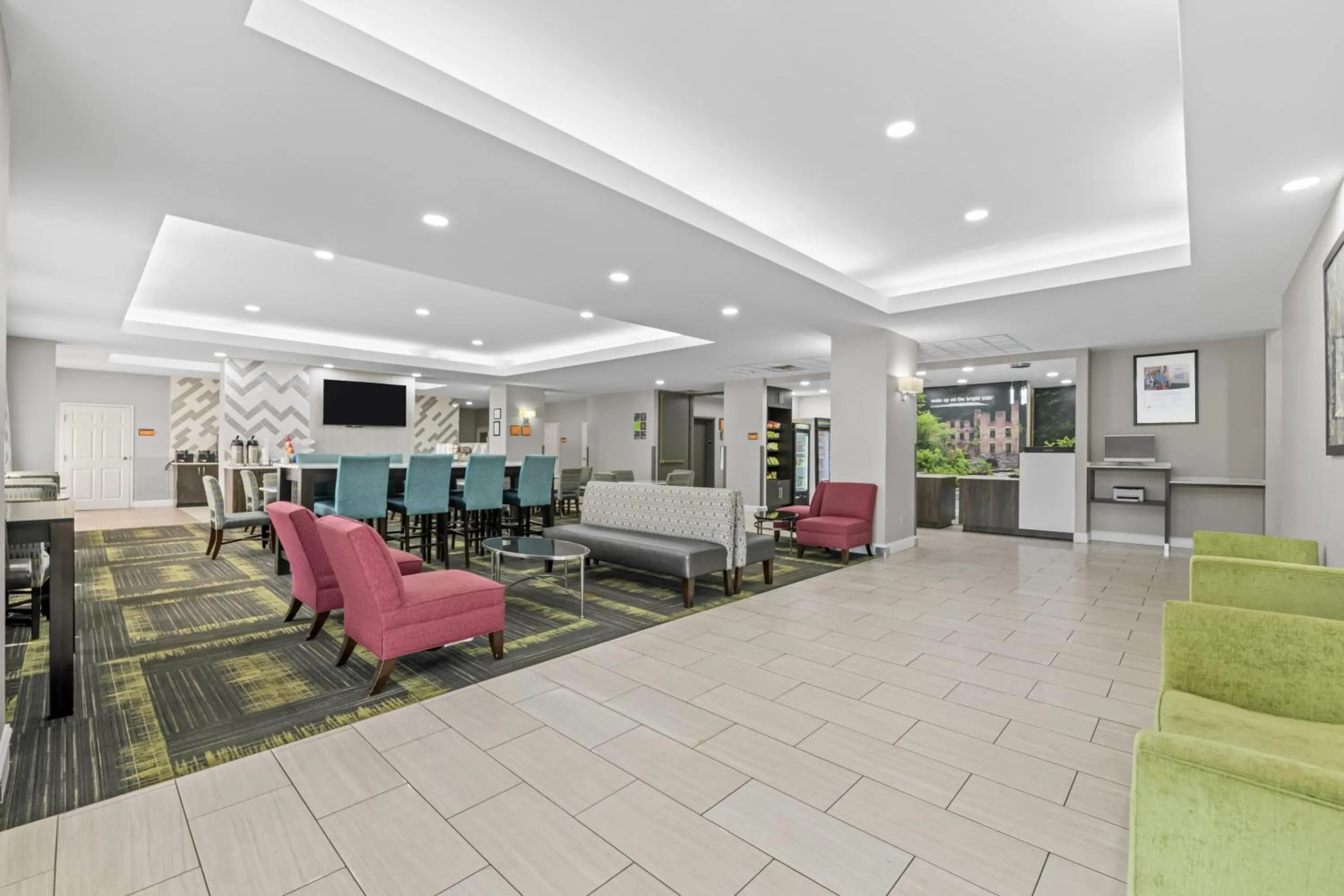 Lobby or reception in La Quinta by Wyndham Atlanta Douglasville
