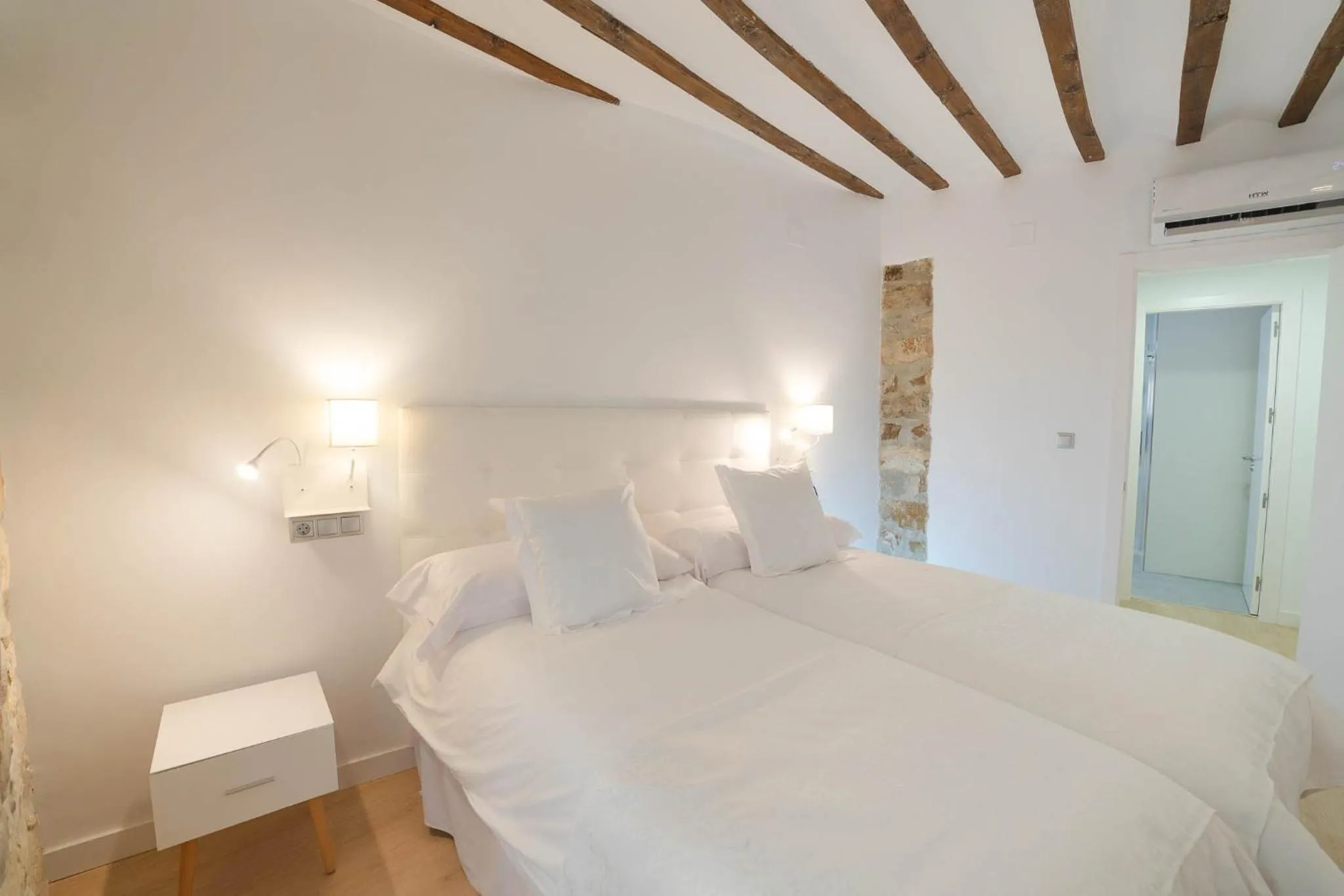Bedroom, Bed in Palacio del Agua Apartamentos