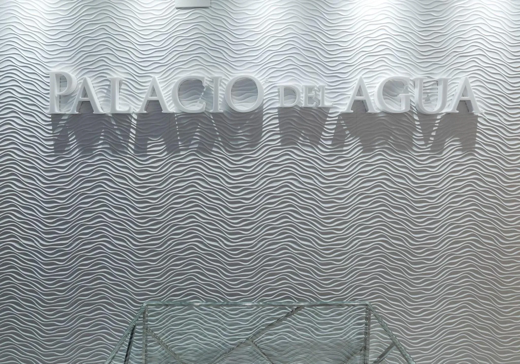 Facade/entrance in Palacio del Agua Apartamentos