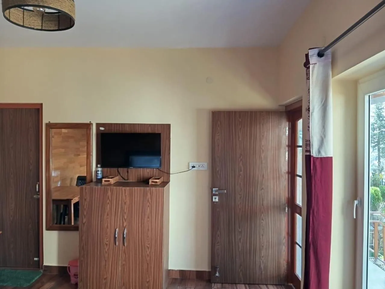 TV and multimedia in Khushi Cottage